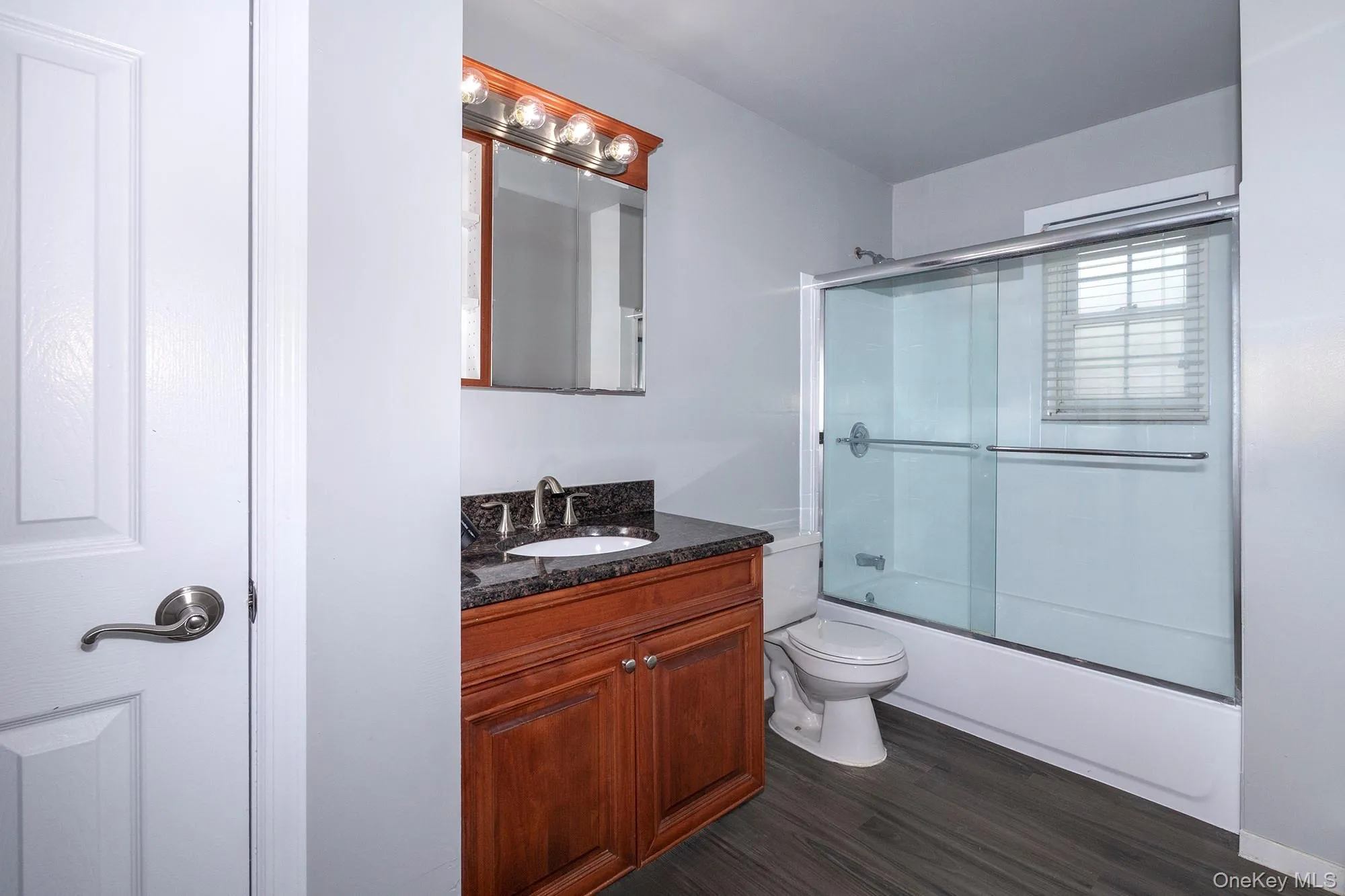 184 Hallock Road, Brookhaven, NY, 2 Bedroom Bedrooms, 5 Room Rooms,1 BathroomBathrooms,Residential Lease,For Rent,Hallock,0,1054345 184 Hallock Road, Brookhaven, NY, 2 Bedroom Bedrooms, 5 Room Rooms,1 BathroomBathrooms,Residential Lease,For Rent,Hallock,0,1054345