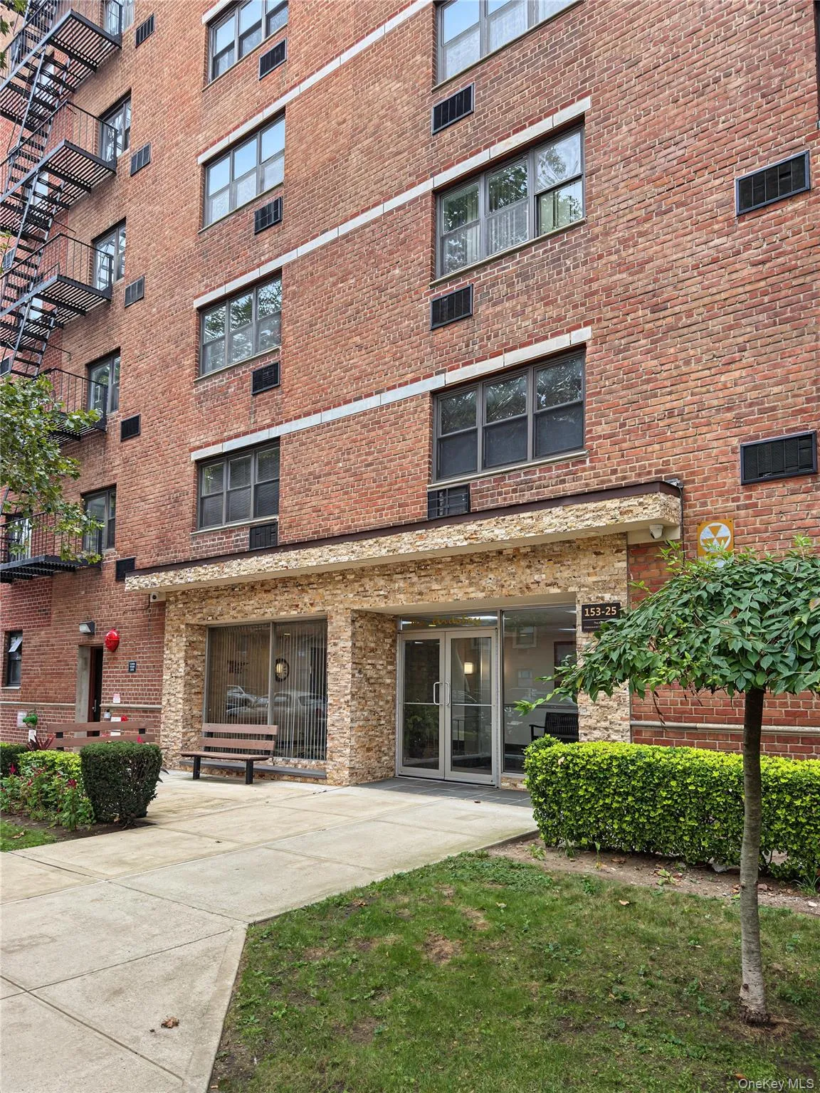 153-25 88th Street, New York, NY, 1 Bedroom Bedrooms, 4 Rooms Rooms,1 BathroomBathrooms,Residential,For Rent,88th Street,0,1054346 153-25 88th Street, New York, NY, 1 Bedroom Bedrooms, 4 Rooms Rooms,1 BathroomBathrooms,Residential,For Rent,88th Street,0,1054346
