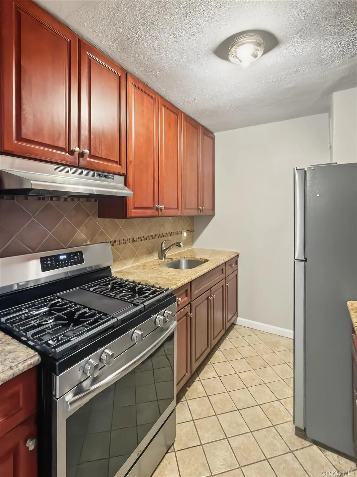 153-25 88th Street, New York, NY, 1 Bedroom Bedrooms, 4 Rooms Rooms,1 BathroomBathrooms,Residential,For Rent,88th Street,0,1054346 153-25 88th Street, New York, NY, 1 Bedroom Bedrooms, 4 Rooms Rooms,1 BathroomBathrooms,Residential,For Rent,88th Street,0,1054346