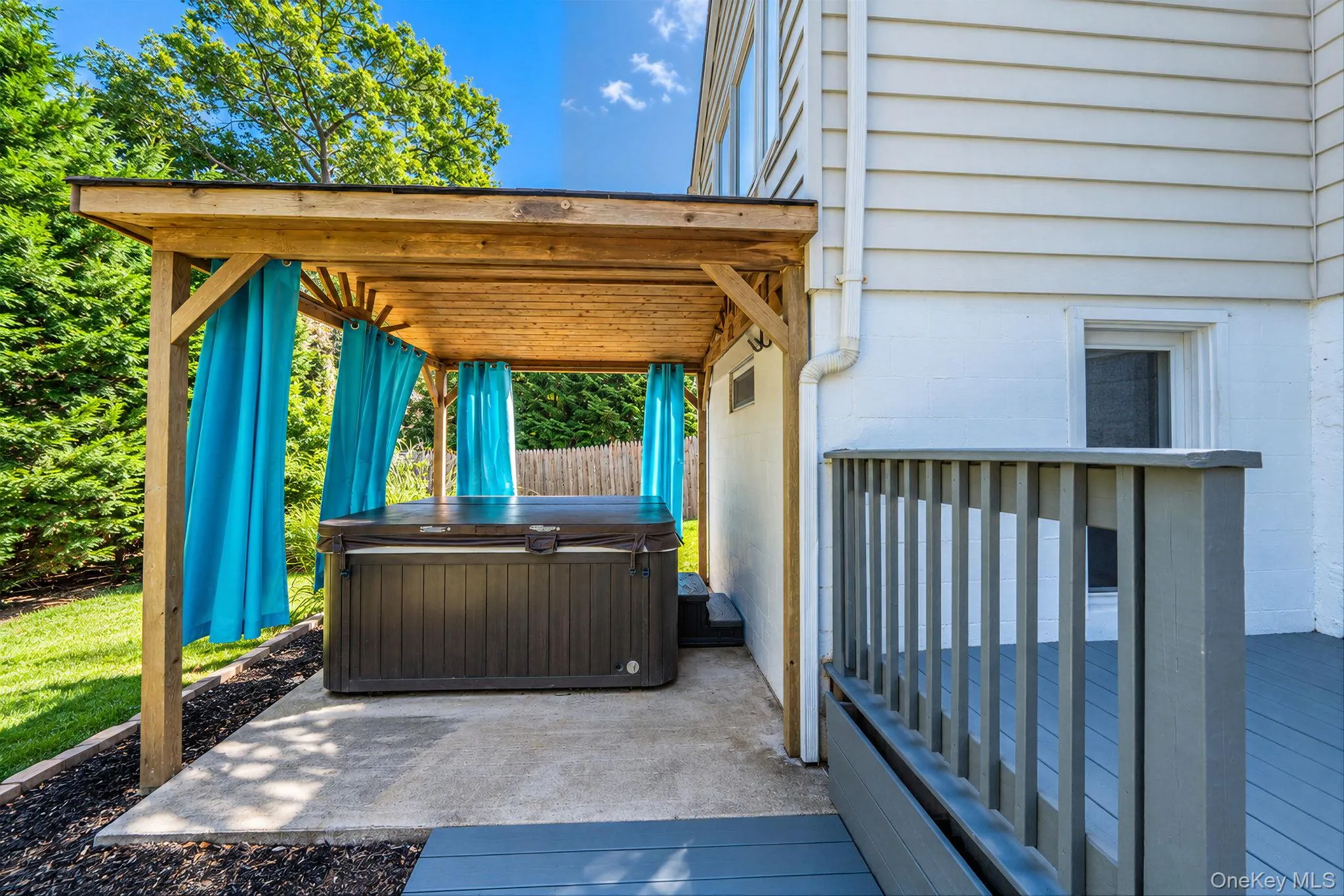39 Plandome Road, Brookhaven, NY, 2 Bedrooms Bedrooms, 4 Rooms Rooms,1 BathroomBathrooms,Residential,For Rent,Plandome,0,1054347 39 Plandome Road, Brookhaven, NY, 2 Bedrooms Bedrooms, 4 Rooms Rooms,1 BathroomBathrooms,Residential,For Rent,Plandome,0,1054347