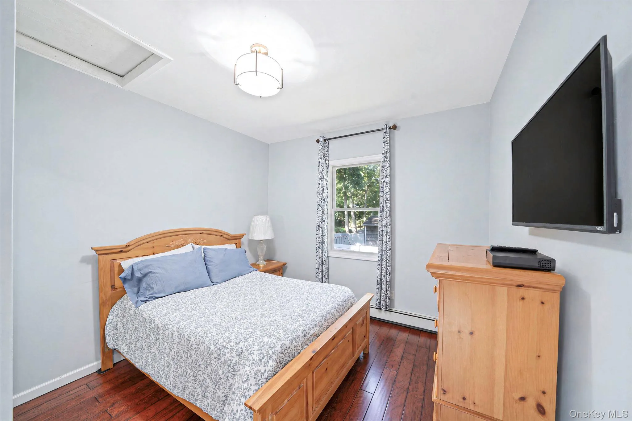 39 Plandome Road, Brookhaven, NY, 2 Bedrooms Bedrooms, 4 Rooms Rooms,1 BathroomBathrooms,Residential,For Rent,Plandome,0,1054347 39 Plandome Road, Brookhaven, NY, 2 Bedrooms Bedrooms, 4 Rooms Rooms,1 BathroomBathrooms,Residential,For Rent,Plandome,0,1054347