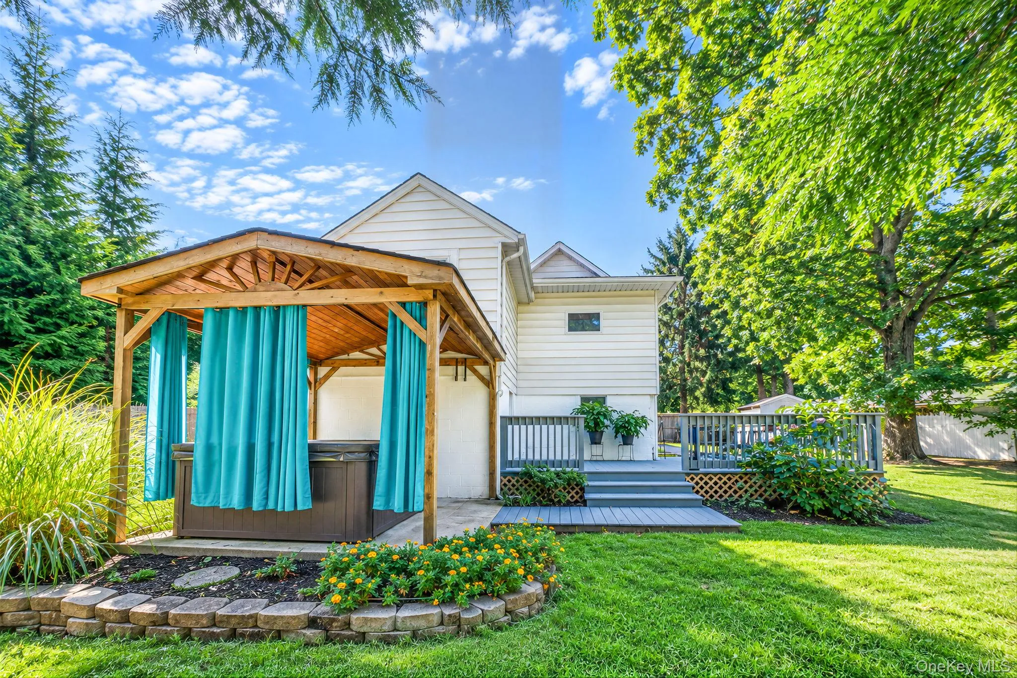 39 Plandome Road, Brookhaven, NY, 2 Bedrooms Bedrooms, 4 Rooms Rooms,1 BathroomBathrooms,Residential,For Rent,Plandome,0,1054347 39 Plandome Road, Brookhaven, NY, 2 Bedrooms Bedrooms, 4 Rooms Rooms,1 BathroomBathrooms,Residential,For Rent,Plandome,0,1054347