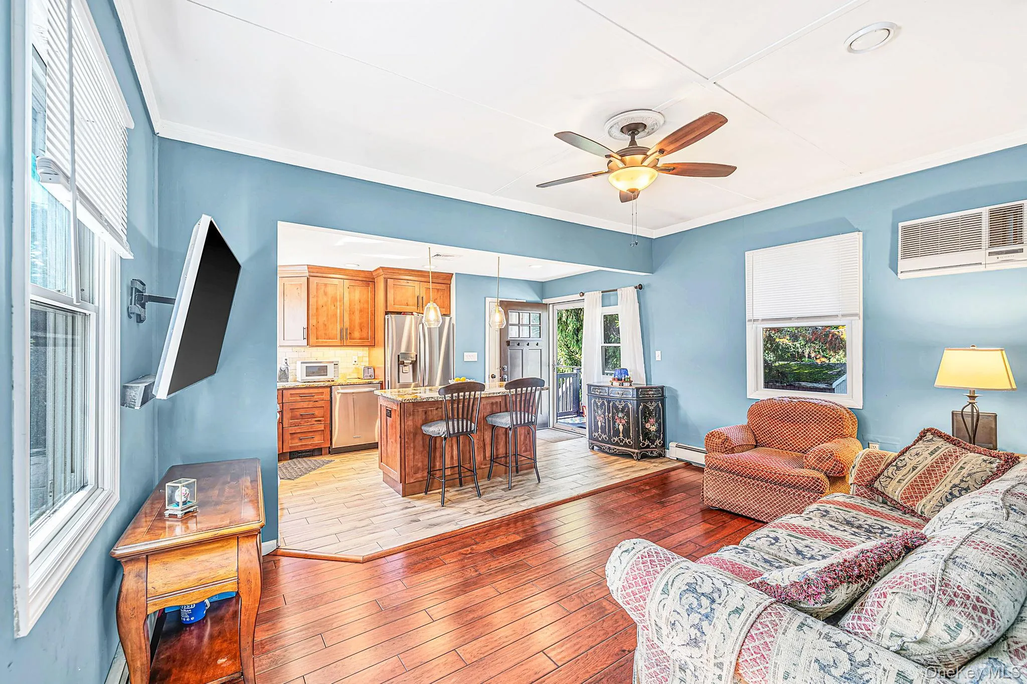 39 Plandome Road, Brookhaven, NY, 2 Bedrooms Bedrooms, 4 Rooms Rooms,1 BathroomBathrooms,Residential,For Rent,Plandome,0,1054347 39 Plandome Road, Brookhaven, NY, 2 Bedrooms Bedrooms, 4 Rooms Rooms,1 BathroomBathrooms,Residential,For Rent,Plandome,0,1054347