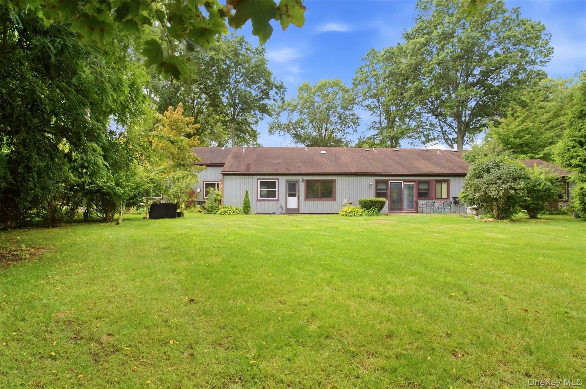 209 Strathmore Gate Drive, Brookhaven, NY, 1 Bedroom Bedrooms, 5 Rooms Rooms,1 BathroomBathrooms,Residential,For Rent,Strathmore Gate,0,1054350 209 Strathmore Gate Drive, Brookhaven, NY, 1 Bedroom Bedrooms, 5 Rooms Rooms,1 BathroomBathrooms,Residential,For Rent,Strathmore Gate,0,1054350
