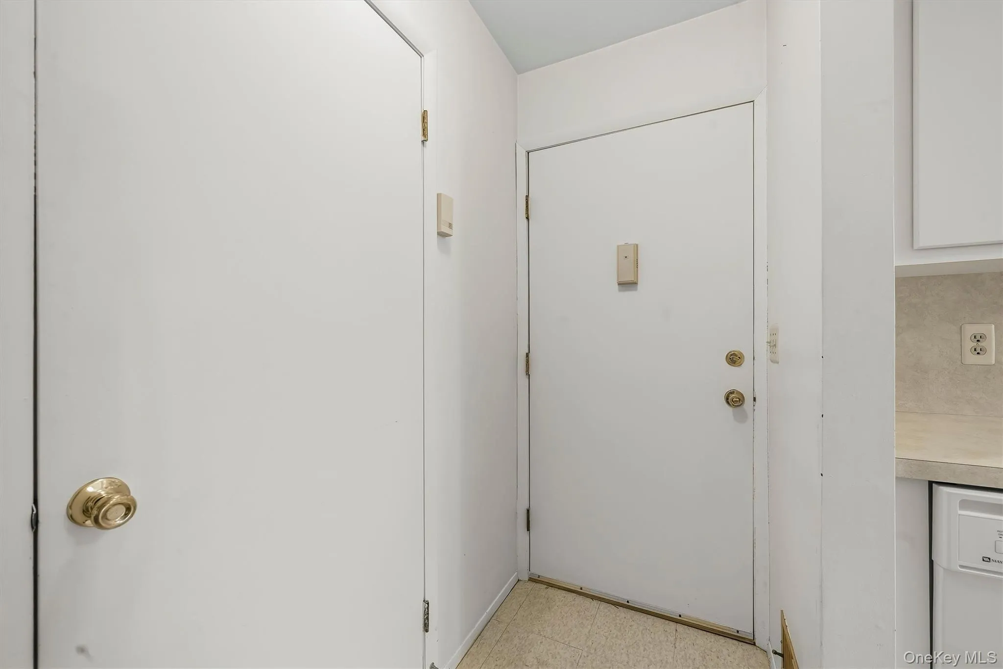 122 Sycamore Drive, Middletown, NY, 1 Bedroom Bedrooms, 4 Rooms Rooms,1 BathroomBathrooms,Residential,For Rent,Sycamore,0,1054352 122 Sycamore Drive, Middletown, NY, 1 Bedroom Bedrooms, 4 Rooms Rooms,1 BathroomBathrooms,Residential,For Rent,Sycamore,0,1054352