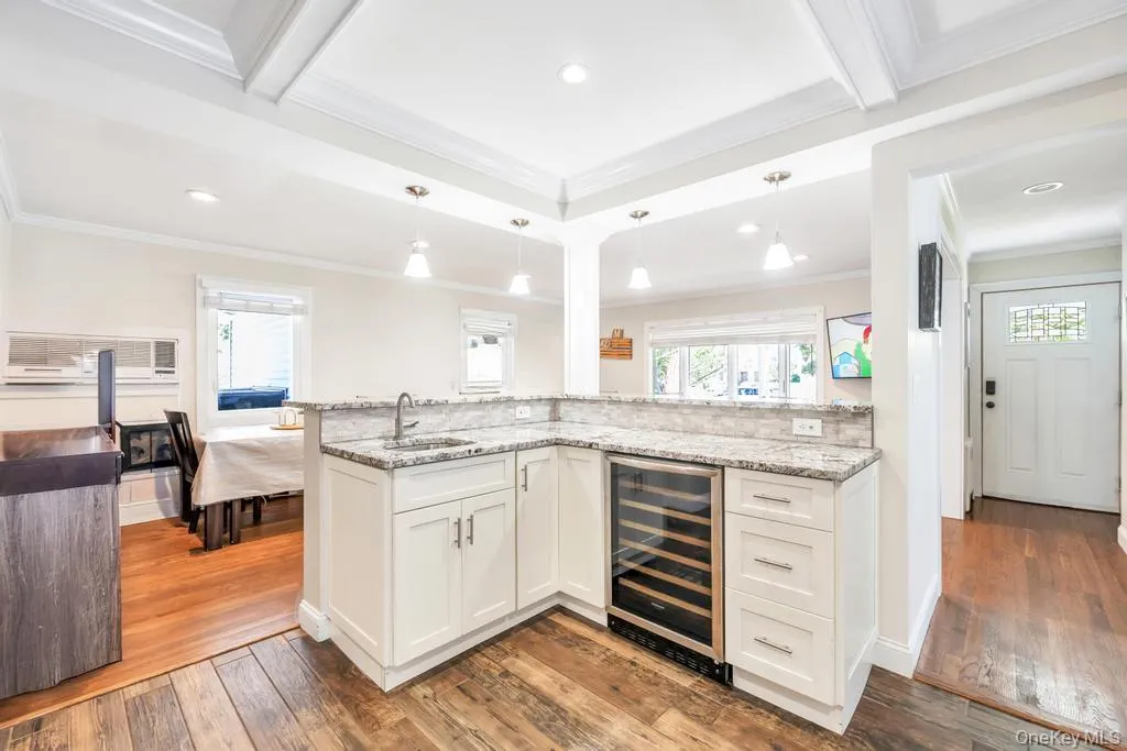 2327 Cleveland Street, Hempstead, NY, 3 Bedroom Bedrooms, 7 Room Rooms,1 BathroomBathrooms,Residential Lease,For Rent,Cleveland,0,1054353 2327 Cleveland Street, Hempstead, NY, 3 Bedroom Bedrooms, 7 Room Rooms,1 BathroomBathrooms,Residential Lease,For Rent,Cleveland,0,1054353