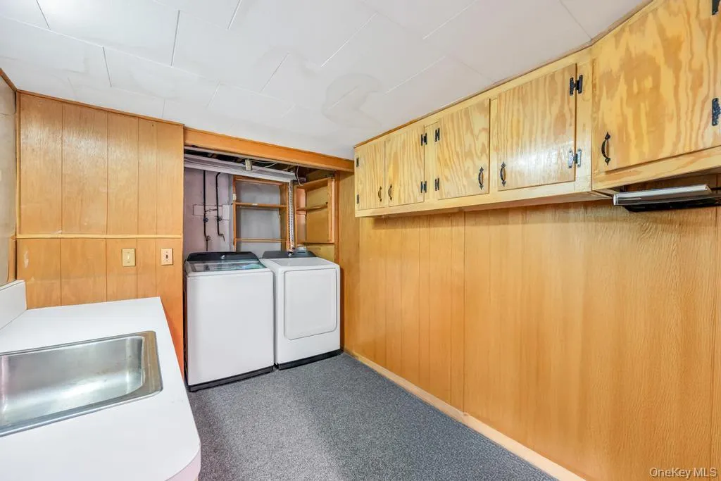 2327 Cleveland Street, Hempstead, NY, 3 Bedroom Bedrooms, 7 Room Rooms,1 BathroomBathrooms,Residential Lease,For Rent,Cleveland,0,1054353 2327 Cleveland Street, Hempstead, NY, 3 Bedroom Bedrooms, 7 Room Rooms,1 BathroomBathrooms,Residential Lease,For Rent,Cleveland,0,1054353