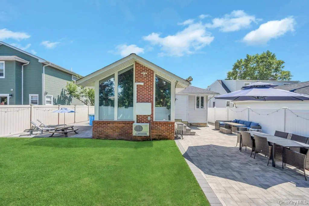 2327 Cleveland Street, Hempstead, NY, 3 Bedroom Bedrooms, 7 Room Rooms,1 BathroomBathrooms,Residential Lease,For Rent,Cleveland,0,1054353 2327 Cleveland Street, Hempstead, NY, 3 Bedroom Bedrooms, 7 Room Rooms,1 BathroomBathrooms,Residential Lease,For Rent,Cleveland,0,1054353