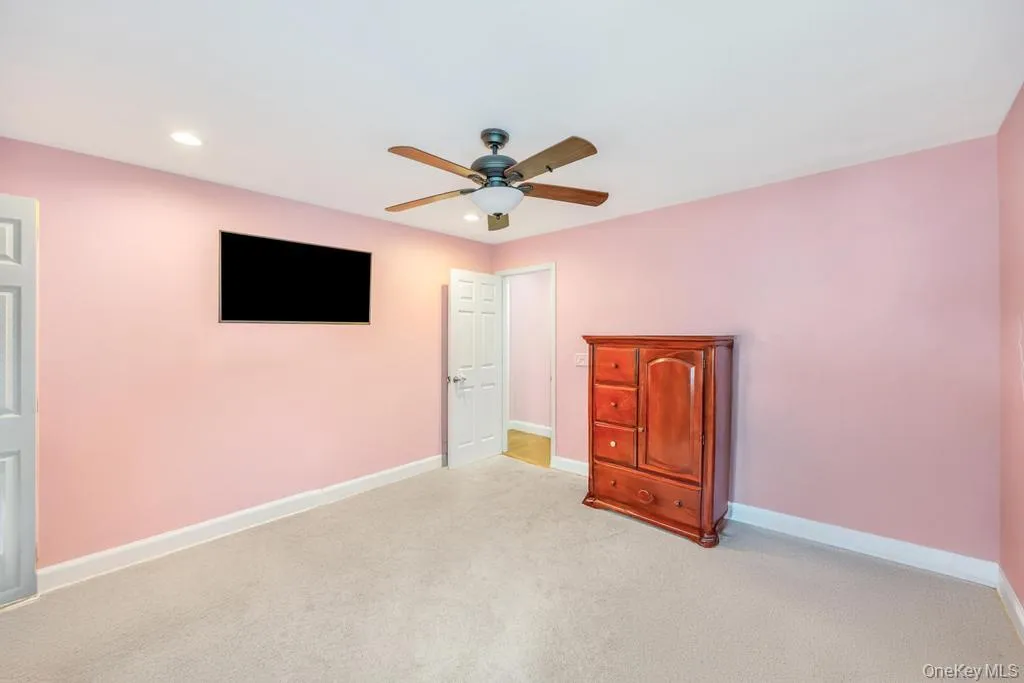 2327 Cleveland Street, Hempstead, NY, 3 Bedroom Bedrooms, 7 Room Rooms,1 BathroomBathrooms,Residential Lease,For Rent,Cleveland,0,1054353 2327 Cleveland Street, Hempstead, NY, 3 Bedroom Bedrooms, 7 Room Rooms,1 BathroomBathrooms,Residential Lease,For Rent,Cleveland,0,1054353