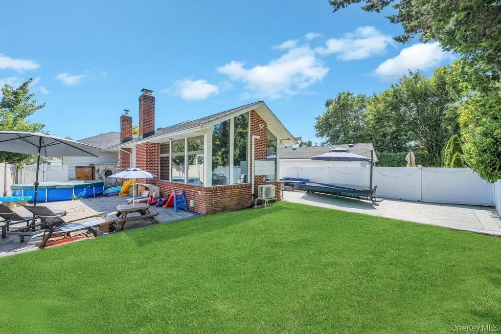 2327 Cleveland Street, Hempstead, NY, 3 Bedroom Bedrooms, 7 Room Rooms,1 BathroomBathrooms,Residential Lease,For Rent,Cleveland,0,1054353 2327 Cleveland Street, Hempstead, NY, 3 Bedroom Bedrooms, 7 Room Rooms,1 BathroomBathrooms,Residential Lease,For Rent,Cleveland,0,1054353