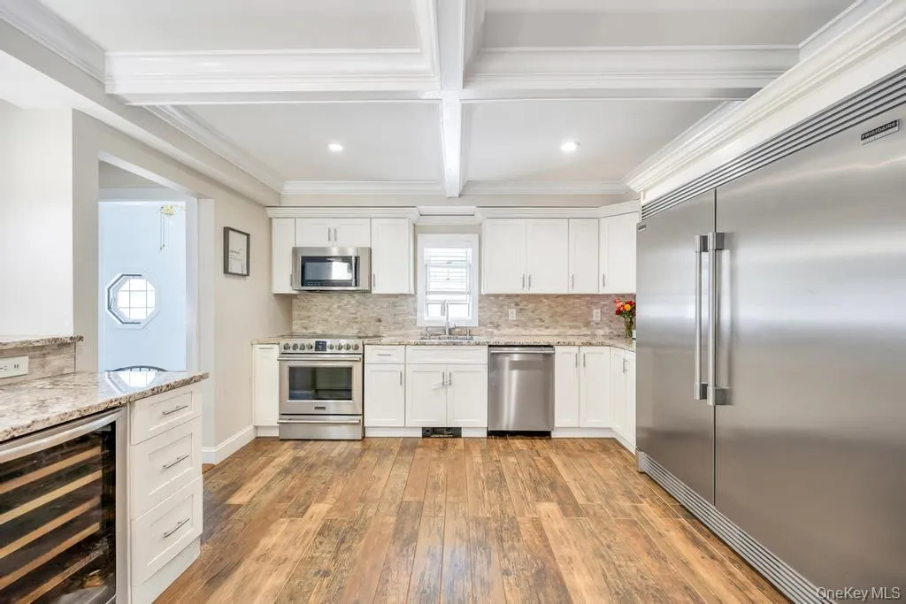 2327 Cleveland Street, Hempstead, NY, 3 Bedroom Bedrooms, 7 Room Rooms,1 BathroomBathrooms,Residential Lease,For Rent,Cleveland,0,1054353 2327 Cleveland Street, Hempstead, NY, 3 Bedroom Bedrooms, 7 Room Rooms,1 BathroomBathrooms,Residential Lease,For Rent,Cleveland,0,1054353