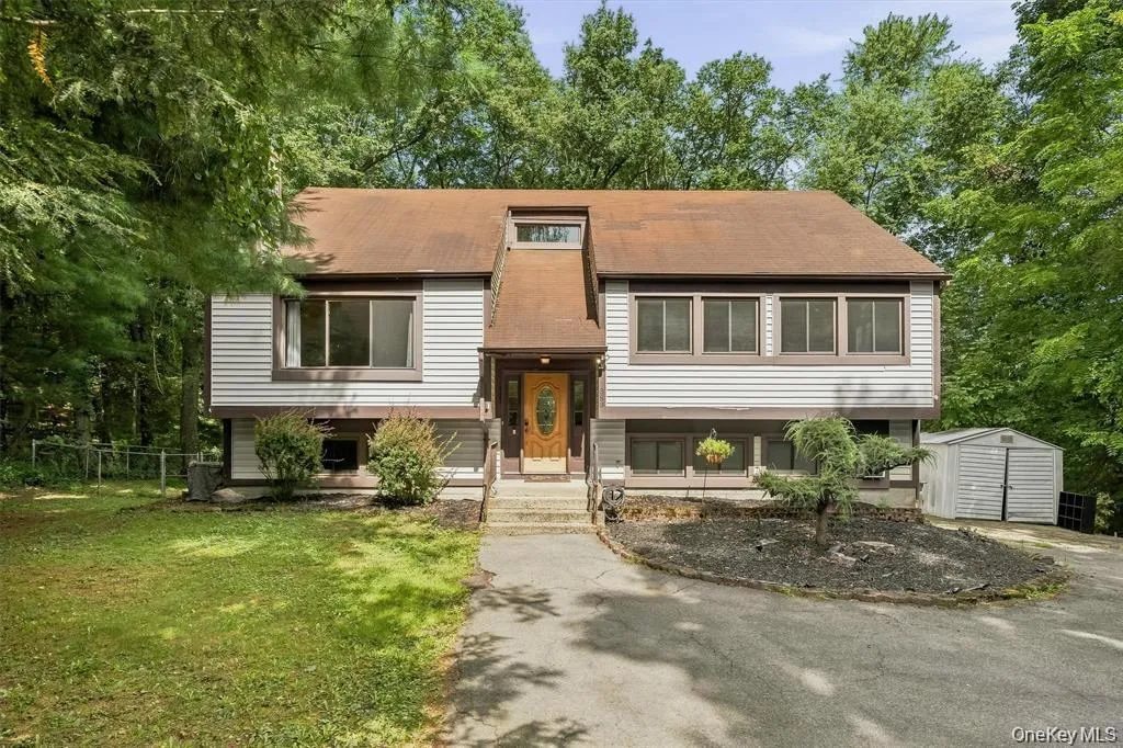 383 Route 32, Woodbury, NY, 4 Bedroom Bedrooms, 9 Room Rooms,3 BathroomBathrooms,Residential Lease,For Rent,Route 32,0,1054359 383 Route 32, Woodbury, NY, 4 Bedroom Bedrooms, 9 Room Rooms,3 BathroomBathrooms,Residential Lease,For Rent,Route 32,0,1054359