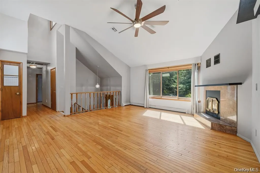 383 Route 32, Woodbury, NY, 4 Bedroom Bedrooms, 9 Room Rooms,3 BathroomBathrooms,Residential Lease,For Rent,Route 32,0,1054359 383 Route 32, Woodbury, NY, 4 Bedroom Bedrooms, 9 Room Rooms,3 BathroomBathrooms,Residential Lease,For Rent,Route 32,0,1054359