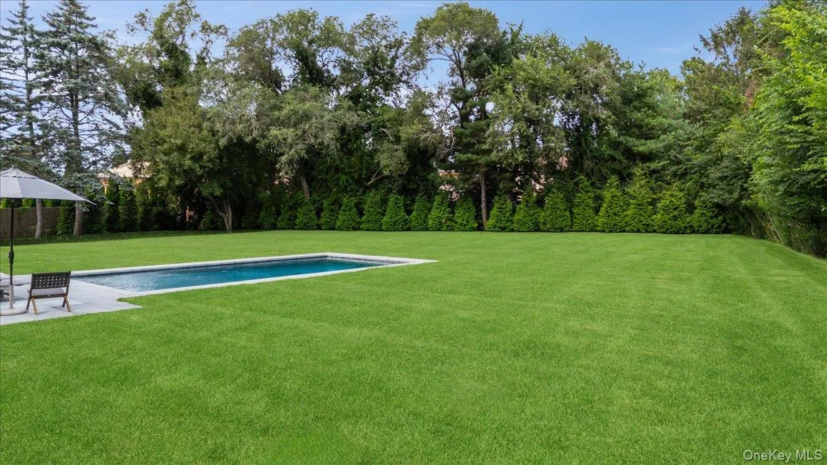 40 Knollwood Drive, Southampton, NY, 5 Bedrooms Bedrooms, 12 Rooms Rooms,4 BathroomsBathrooms,Residential,For Rent,Knollwood,0,1054363 40 Knollwood Drive, Southampton, NY, 5 Bedrooms Bedrooms, 12 Rooms Rooms,4 BathroomsBathrooms,Residential,For Rent,Knollwood,0,1054363