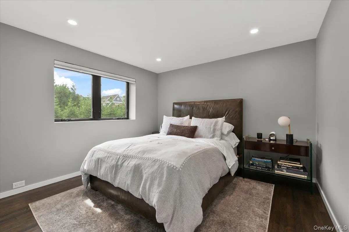 40 Knollwood Drive, Southampton, NY, 5 Bedrooms Bedrooms, 12 Rooms Rooms,4 BathroomsBathrooms,Residential,For Rent,Knollwood,0,1054363 40 Knollwood Drive, Southampton, NY, 5 Bedrooms Bedrooms, 12 Rooms Rooms,4 BathroomsBathrooms,Residential,For Rent,Knollwood,0,1054363