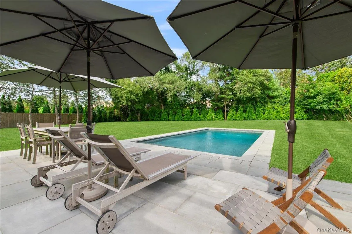 40 Knollwood Drive, Southampton, NY, 5 Bedrooms Bedrooms, 12 Rooms Rooms,4 BathroomsBathrooms,Residential,For Rent,Knollwood,0,1054363 40 Knollwood Drive, Southampton, NY, 5 Bedrooms Bedrooms, 12 Rooms Rooms,4 BathroomsBathrooms,Residential,For Rent,Knollwood,0,1054363