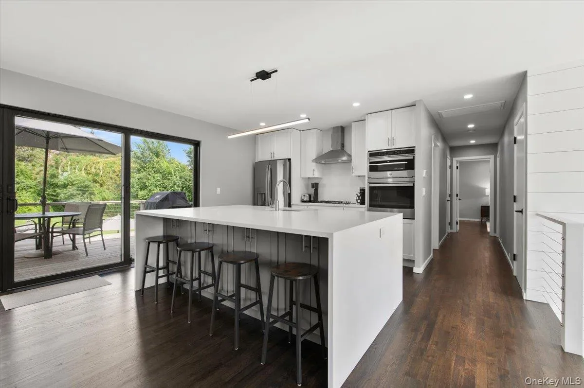 40 Knollwood Drive, Southampton, NY, 5 Bedrooms Bedrooms, 12 Rooms Rooms,4 BathroomsBathrooms,Residential,For Rent,Knollwood,0,1054363 40 Knollwood Drive, Southampton, NY, 5 Bedrooms Bedrooms, 12 Rooms Rooms,4 BathroomsBathrooms,Residential,For Rent,Knollwood,0,1054363