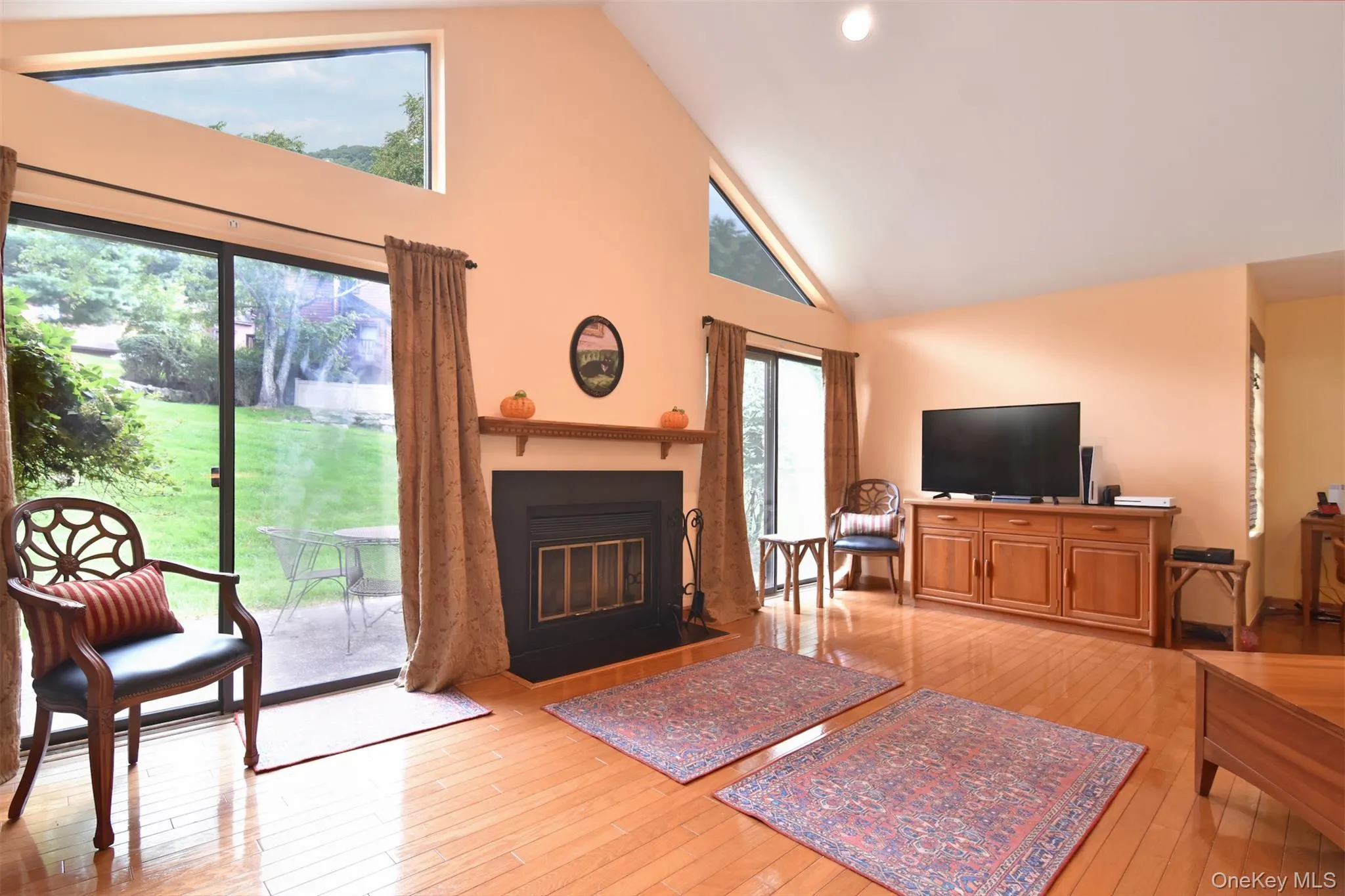 26 Sunnyside Place, Greenburgh, NY, 2 Bedrooms Bedrooms, 7 Rooms Rooms,3 BathroomsBathrooms,Residential Lease,For Rent,Sunnyside,0,1054365 26 Sunnyside Place, Greenburgh, NY, 2 Bedrooms Bedrooms, 7 Rooms Rooms,3 BathroomsBathrooms,Residential Lease,For Rent,Sunnyside,0,1054365