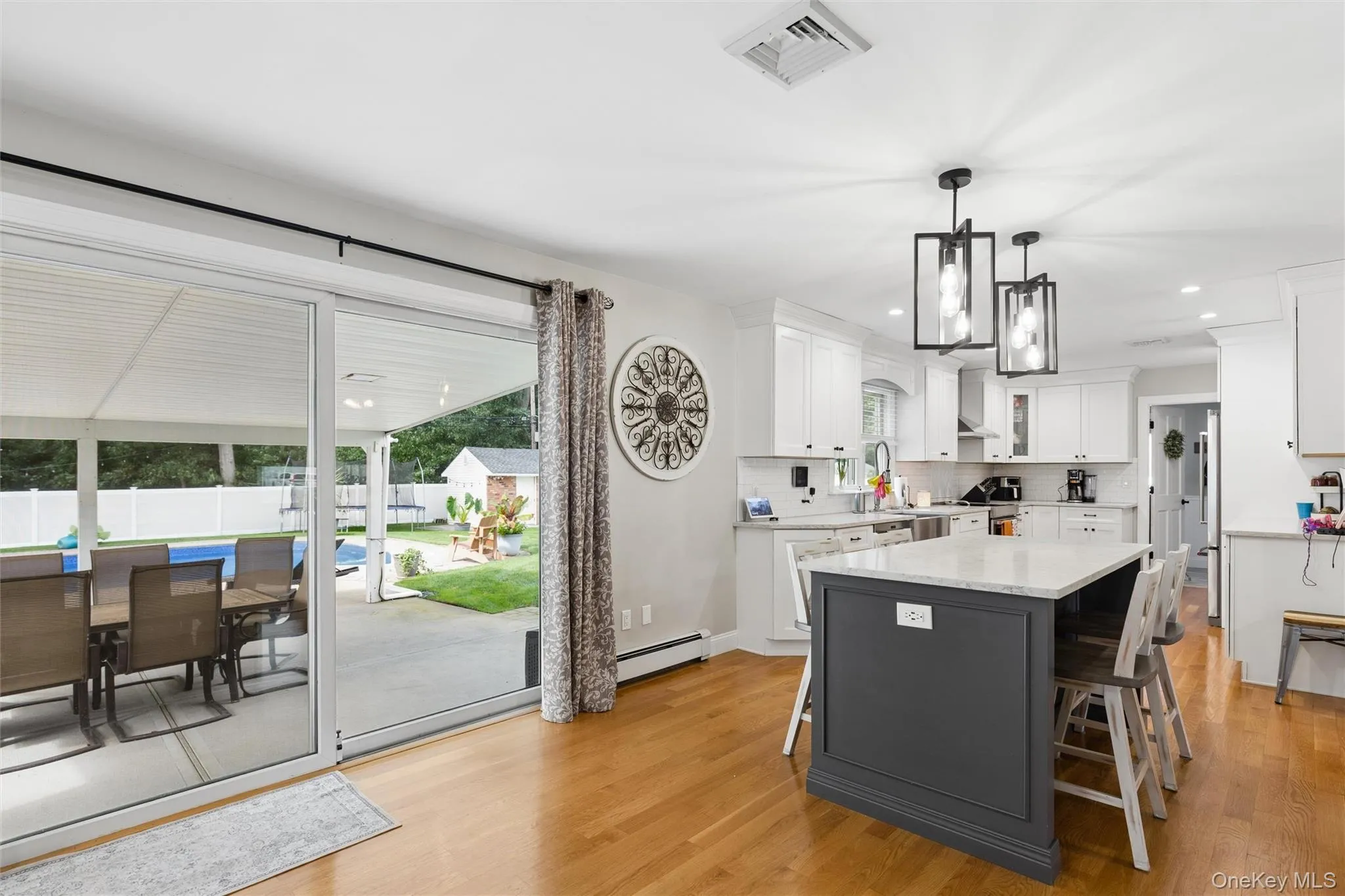 39 Hargrove Drive, Brookhaven, NY, 3 Bedrooms Bedrooms, 7 Rooms Rooms,2 BathroomsBathrooms,Residential,For Rent,Hargrove,0,1054366 39 Hargrove Drive, Brookhaven, NY, 3 Bedrooms Bedrooms, 7 Rooms Rooms,2 BathroomsBathrooms,Residential,For Rent,Hargrove,0,1054366
