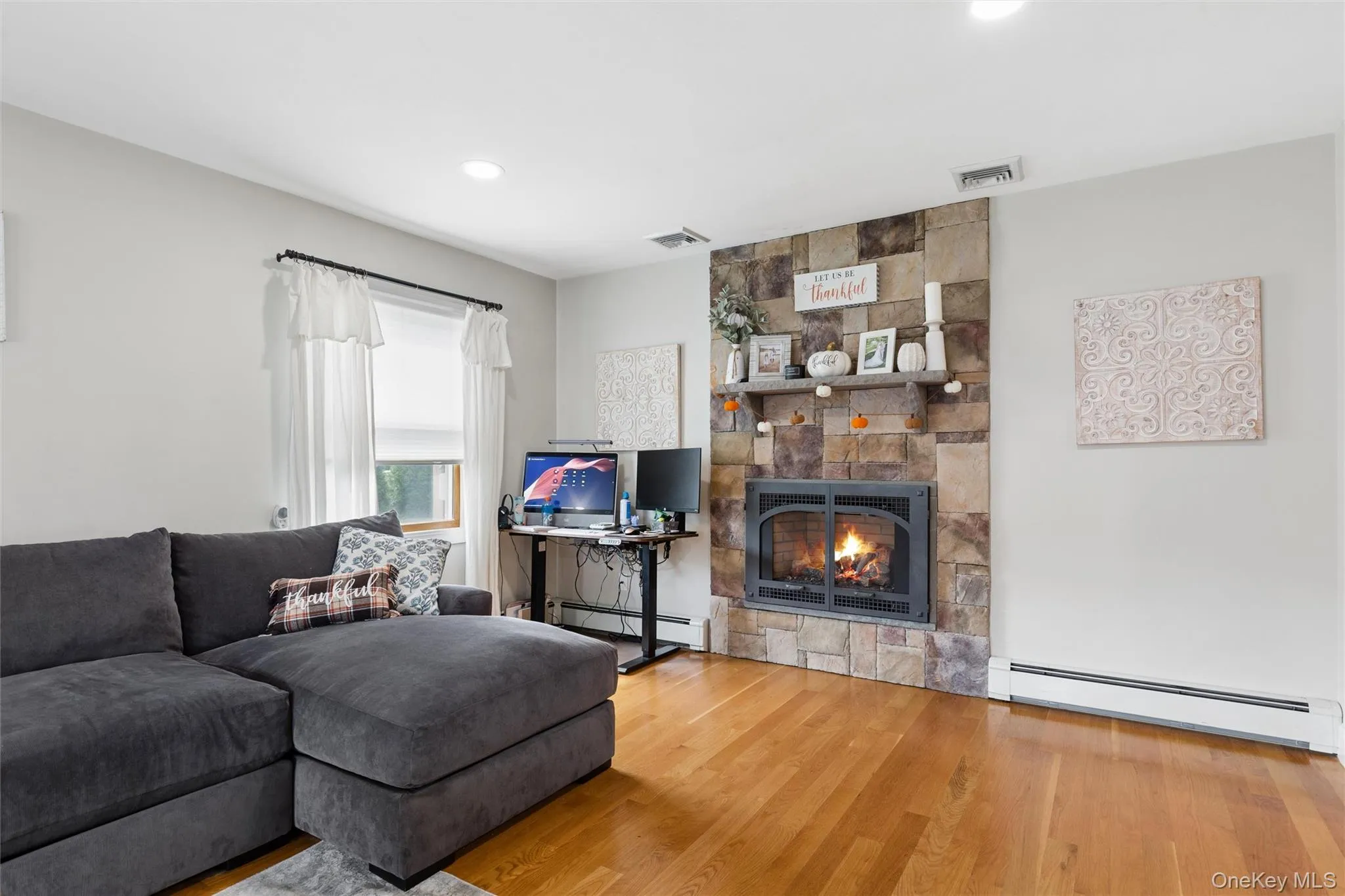 39 Hargrove Drive, Brookhaven, NY, 3 Bedrooms Bedrooms, 7 Rooms Rooms,2 BathroomsBathrooms,Residential,For Rent,Hargrove,0,1054366 39 Hargrove Drive, Brookhaven, NY, 3 Bedrooms Bedrooms, 7 Rooms Rooms,2 BathroomsBathrooms,Residential,For Rent,Hargrove,0,1054366