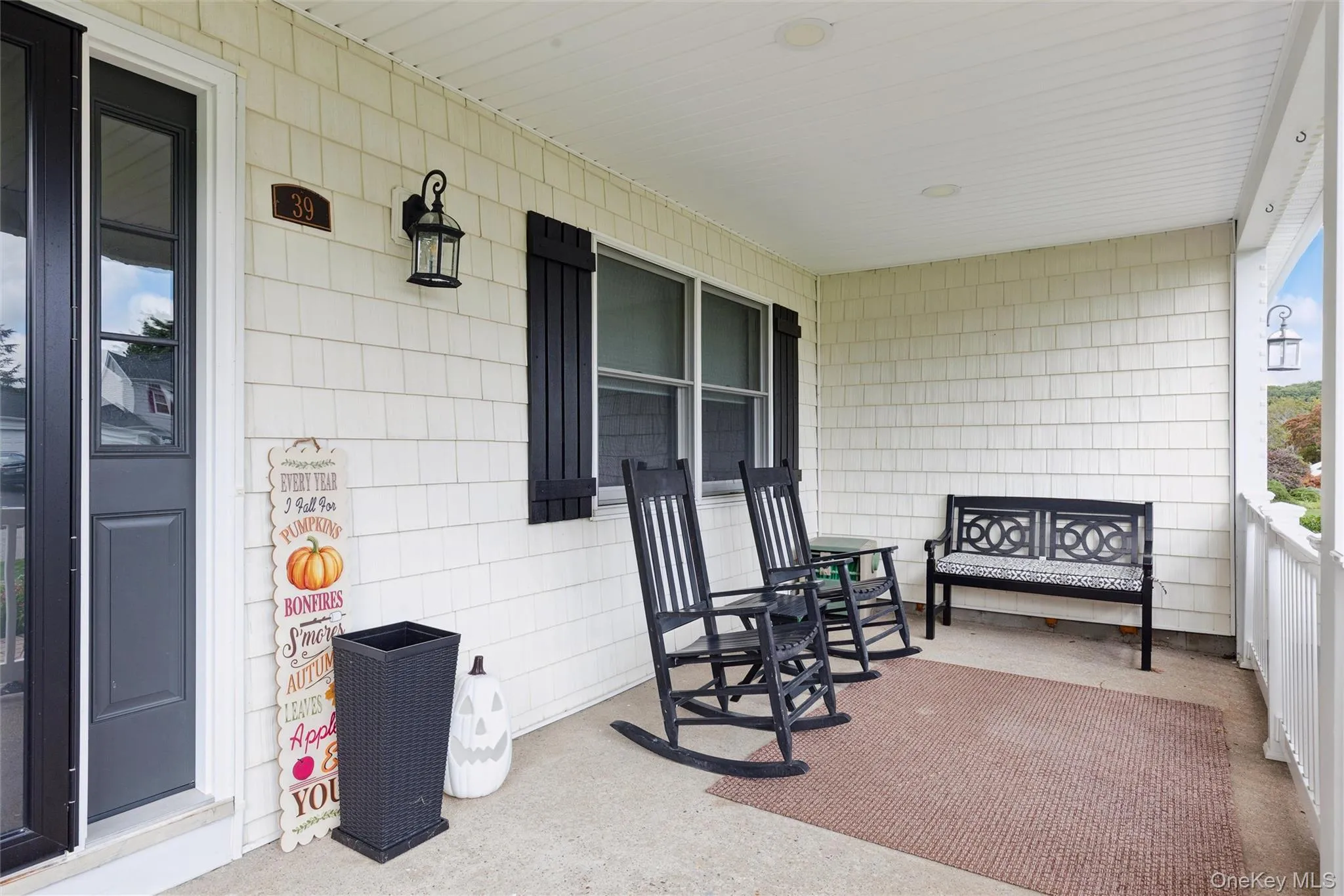 39 Hargrove Drive, Brookhaven, NY, 3 Bedrooms Bedrooms, 7 Rooms Rooms,2 BathroomsBathrooms,Residential,For Rent,Hargrove,0,1054366 39 Hargrove Drive, Brookhaven, NY, 3 Bedrooms Bedrooms, 7 Rooms Rooms,2 BathroomsBathrooms,Residential,For Rent,Hargrove,0,1054366