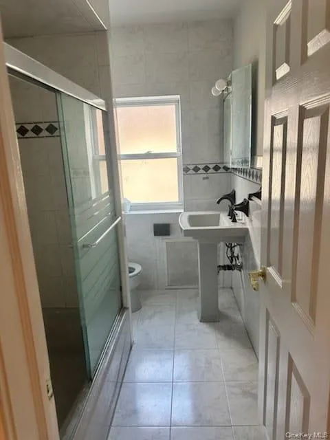 368 Packman Avenue, Mount Vernon, NY, 3 Bedroom Bedrooms, 6 Room Rooms,1 BathroomBathrooms,Residential Lease,For Rent,Packman,0,1054368 368 Packman Avenue, Mount Vernon, NY, 3 Bedroom Bedrooms, 6 Room Rooms,1 BathroomBathrooms,Residential Lease,For Rent,Packman,0,1054368