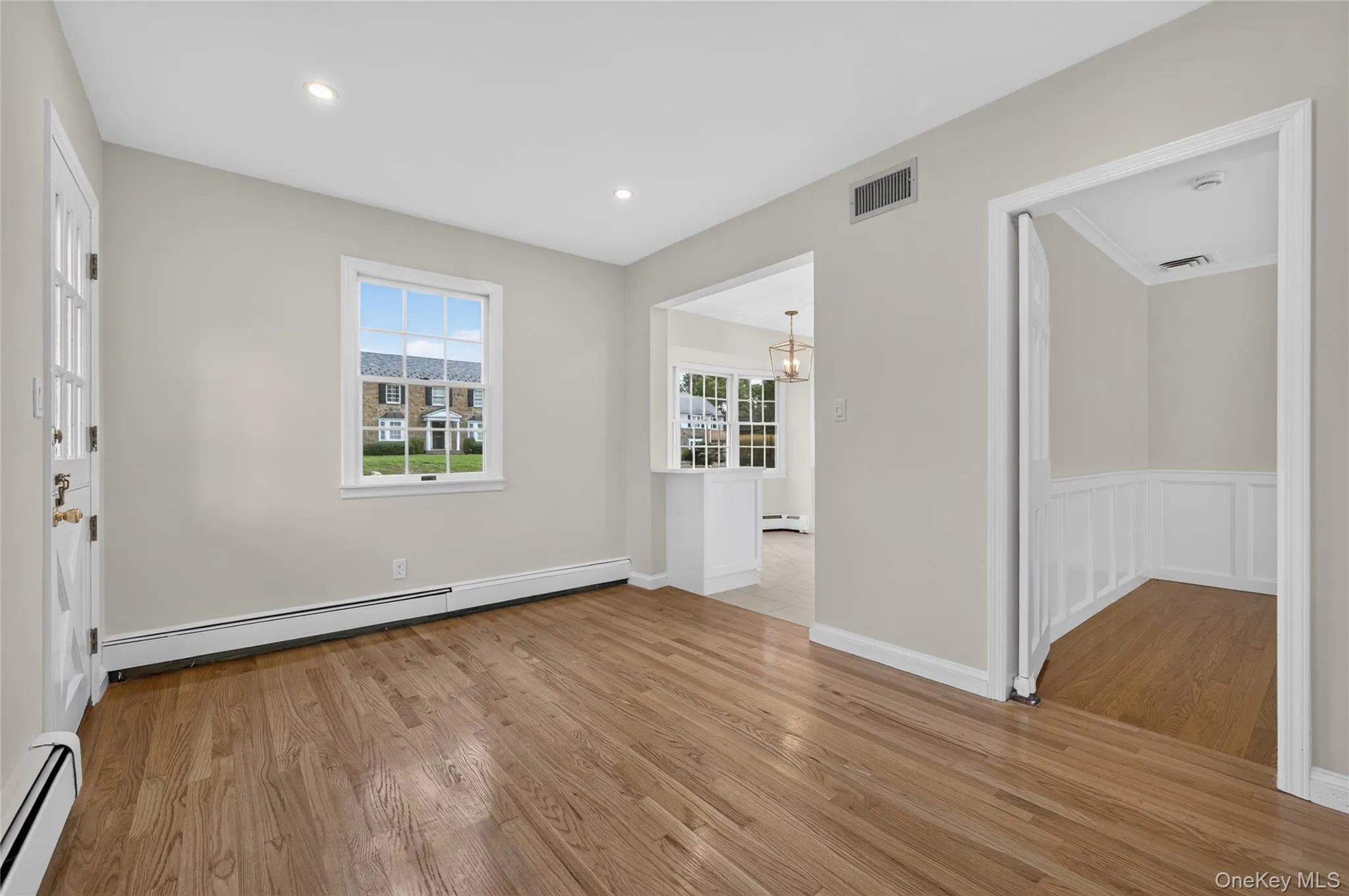 70 Woodedge Road, North Hempstead, NY, 4 Bedrooms Bedrooms, 8 Rooms Rooms,2 BathroomsBathrooms,Residential Lease,For Rent,Woodedge,0,1054371 70 Woodedge Road, North Hempstead, NY, 4 Bedrooms Bedrooms, 8 Rooms Rooms,2 BathroomsBathrooms,Residential Lease,For Rent,Woodedge,0,1054371