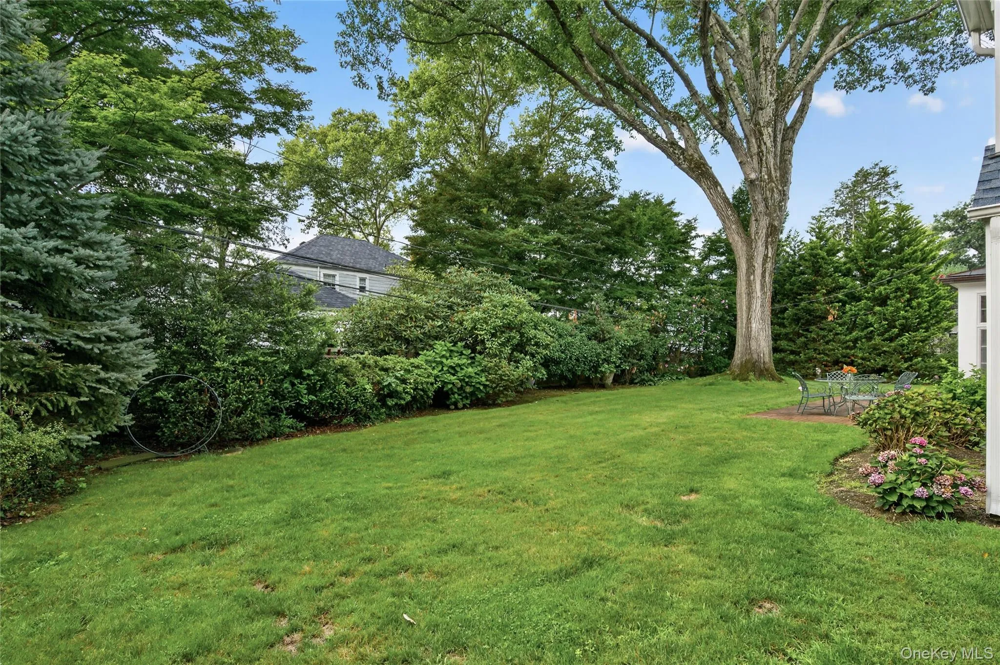70 Woodedge Road, North Hempstead, NY, 4 Bedrooms Bedrooms, 8 Rooms Rooms,2 BathroomsBathrooms,Residential Lease,For Rent,Woodedge,0,1054371 70 Woodedge Road, North Hempstead, NY, 4 Bedrooms Bedrooms, 8 Rooms Rooms,2 BathroomsBathrooms,Residential Lease,For Rent,Woodedge,0,1054371