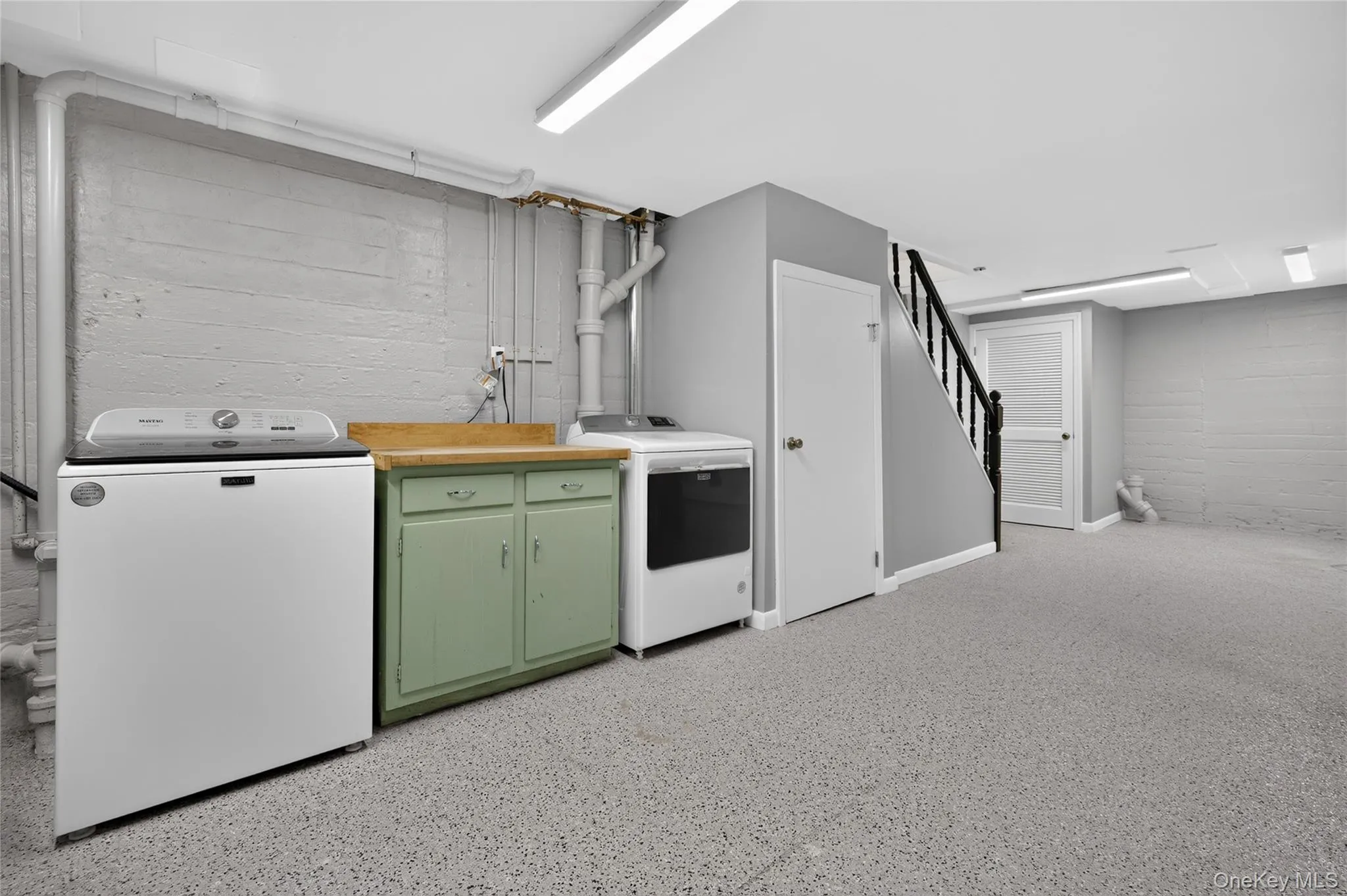 70 Woodedge Road, North Hempstead, NY, 4 Bedrooms Bedrooms, 8 Rooms Rooms,2 BathroomsBathrooms,Residential Lease,For Rent,Woodedge,0,1054371 70 Woodedge Road, North Hempstead, NY, 4 Bedrooms Bedrooms, 8 Rooms Rooms,2 BathroomsBathrooms,Residential Lease,For Rent,Woodedge,0,1054371