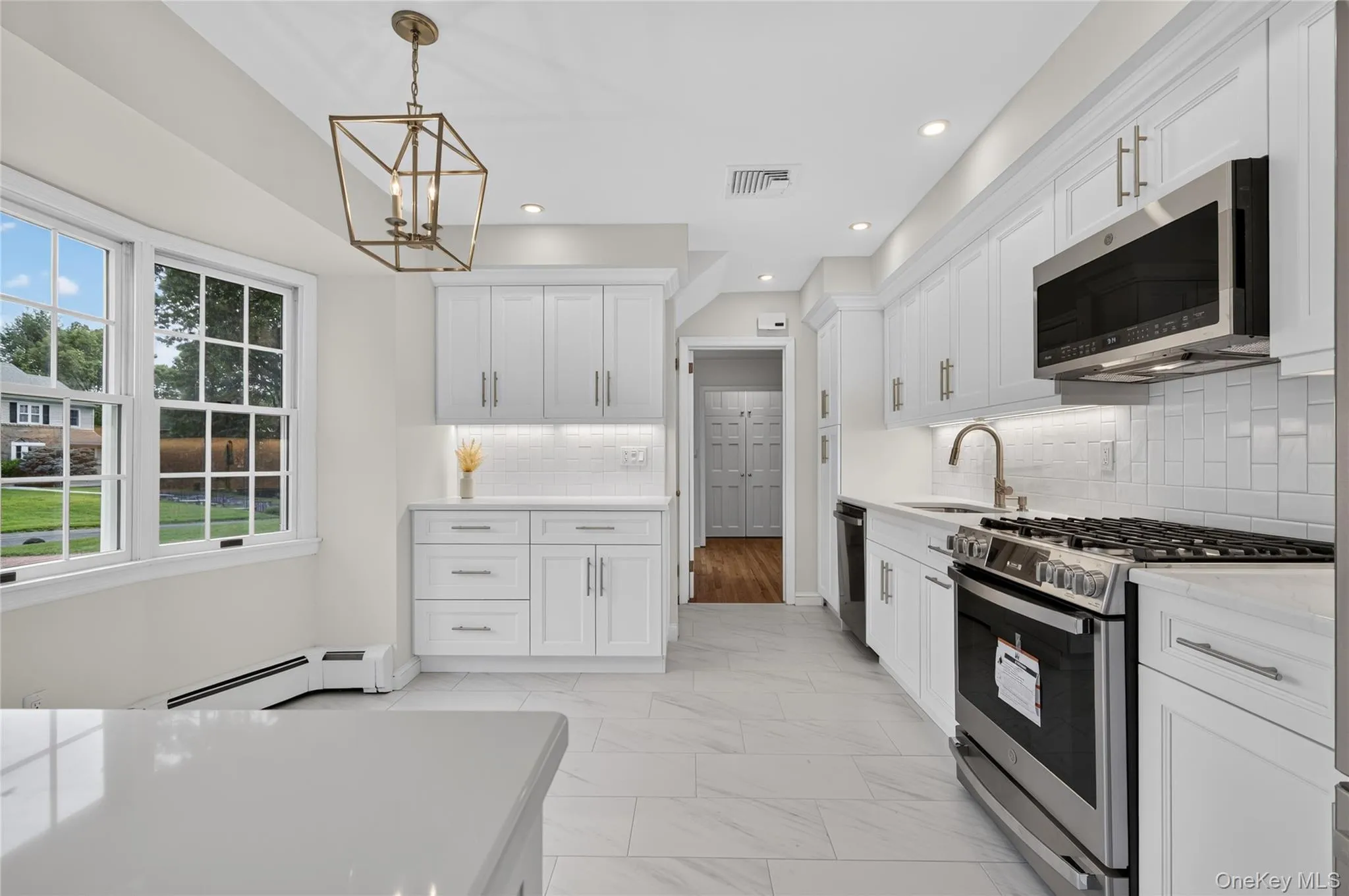 70 Woodedge Road, North Hempstead, NY, 4 Bedrooms Bedrooms, 8 Rooms Rooms,2 BathroomsBathrooms,Residential Lease,For Rent,Woodedge,0,1054371 70 Woodedge Road, North Hempstead, NY, 4 Bedrooms Bedrooms, 8 Rooms Rooms,2 BathroomsBathrooms,Residential Lease,For Rent,Woodedge,0,1054371