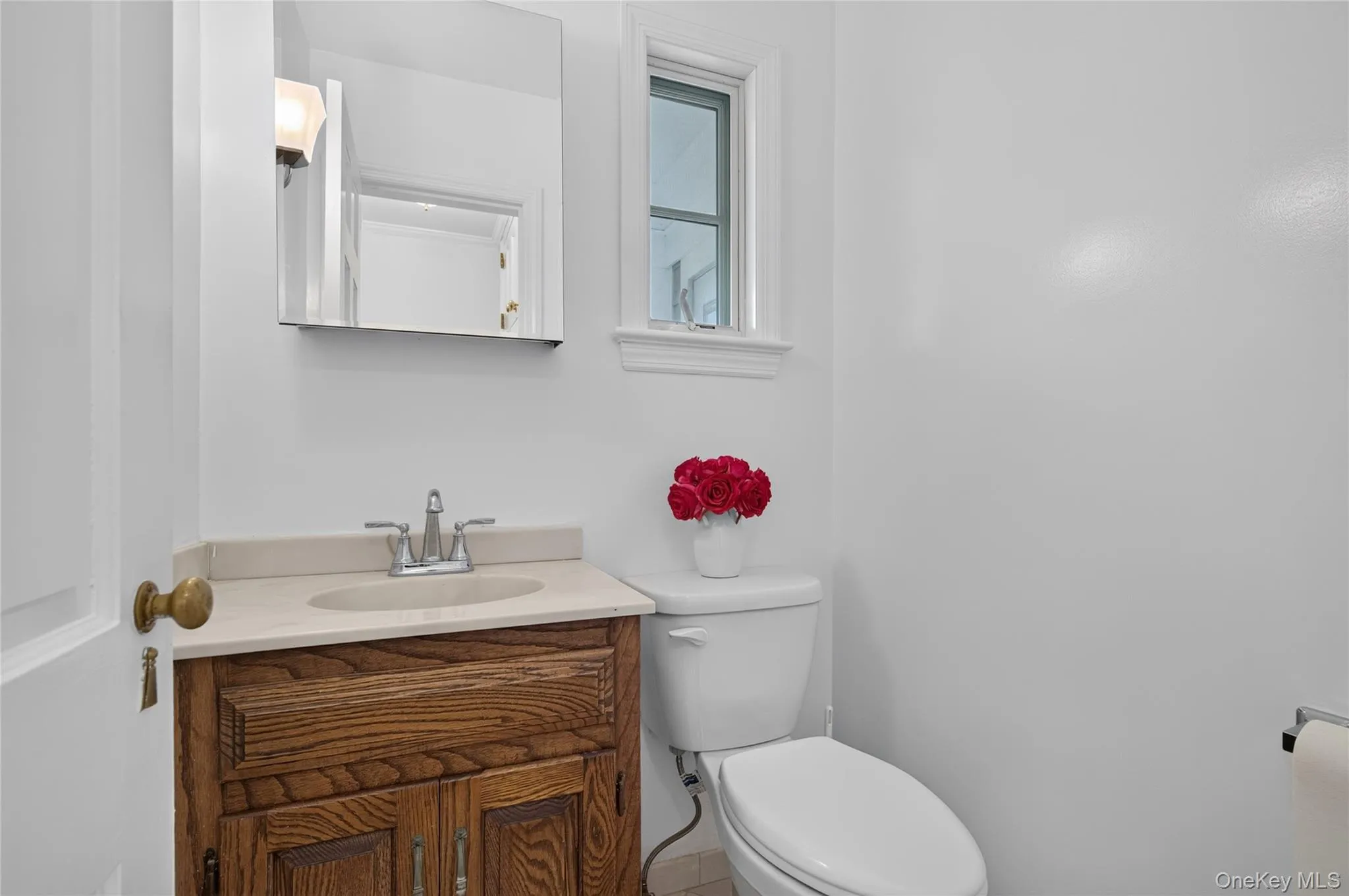 70 Woodedge Road, North Hempstead, NY, 4 Bedrooms Bedrooms, 8 Rooms Rooms,2 BathroomsBathrooms,Residential Lease,For Rent,Woodedge,0,1054371 70 Woodedge Road, North Hempstead, NY, 4 Bedrooms Bedrooms, 8 Rooms Rooms,2 BathroomsBathrooms,Residential Lease,For Rent,Woodedge,0,1054371