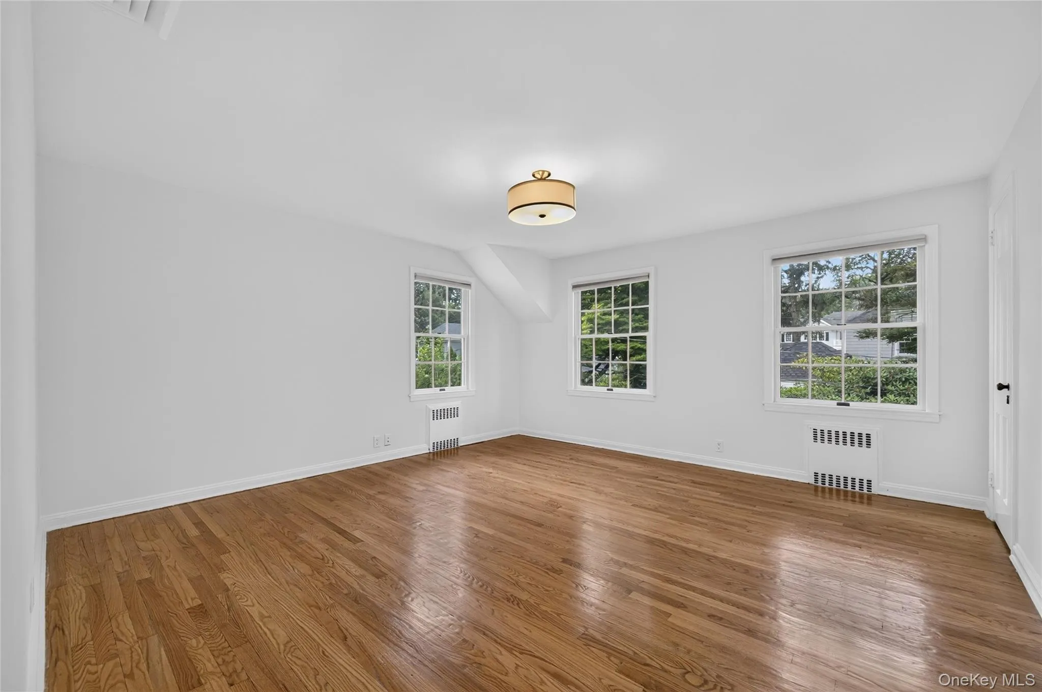 70 Woodedge Road, North Hempstead, NY, 4 Bedrooms Bedrooms, 8 Rooms Rooms,2 BathroomsBathrooms,Residential Lease,For Rent,Woodedge,0,1054371 70 Woodedge Road, North Hempstead, NY, 4 Bedrooms Bedrooms, 8 Rooms Rooms,2 BathroomsBathrooms,Residential Lease,For Rent,Woodedge,0,1054371