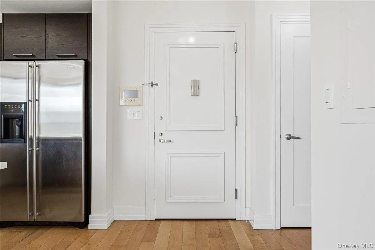 64-05 Yellowstone Boulevard, New York, NY, 1 Bedroom Bedrooms, 4 Rooms Rooms,1 BathroomBathrooms,Residential Lease,For Rent,Yellowstone,0,1054375 64-05 Yellowstone Boulevard, New York, NY, 1 Bedroom Bedrooms, 4 Rooms Rooms,1 BathroomBathrooms,Residential Lease,For Rent,Yellowstone,0,1054375