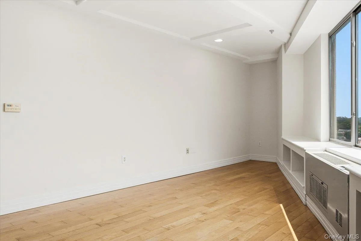 64-05 Yellowstone Boulevard, New York, NY, 1 Bedroom Bedrooms, 4 Rooms Rooms,1 BathroomBathrooms,Residential Lease,For Rent,Yellowstone,0,1054375 64-05 Yellowstone Boulevard, New York, NY, 1 Bedroom Bedrooms, 4 Rooms Rooms,1 BathroomBathrooms,Residential Lease,For Rent,Yellowstone,0,1054375