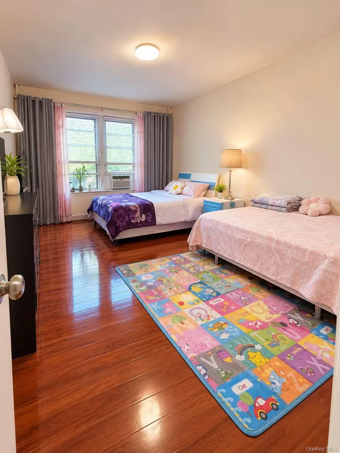 4220 Kissena Boulevard, New York, NY, 2 Bedrooms Bedrooms, 5 Rooms Rooms,1 BathroomBathrooms,Residential,For Rent,Kissena,0,1054378 4220 Kissena Boulevard, New York, NY, 2 Bedrooms Bedrooms, 5 Rooms Rooms,1 BathroomBathrooms,Residential,For Rent,Kissena,0,1054378
