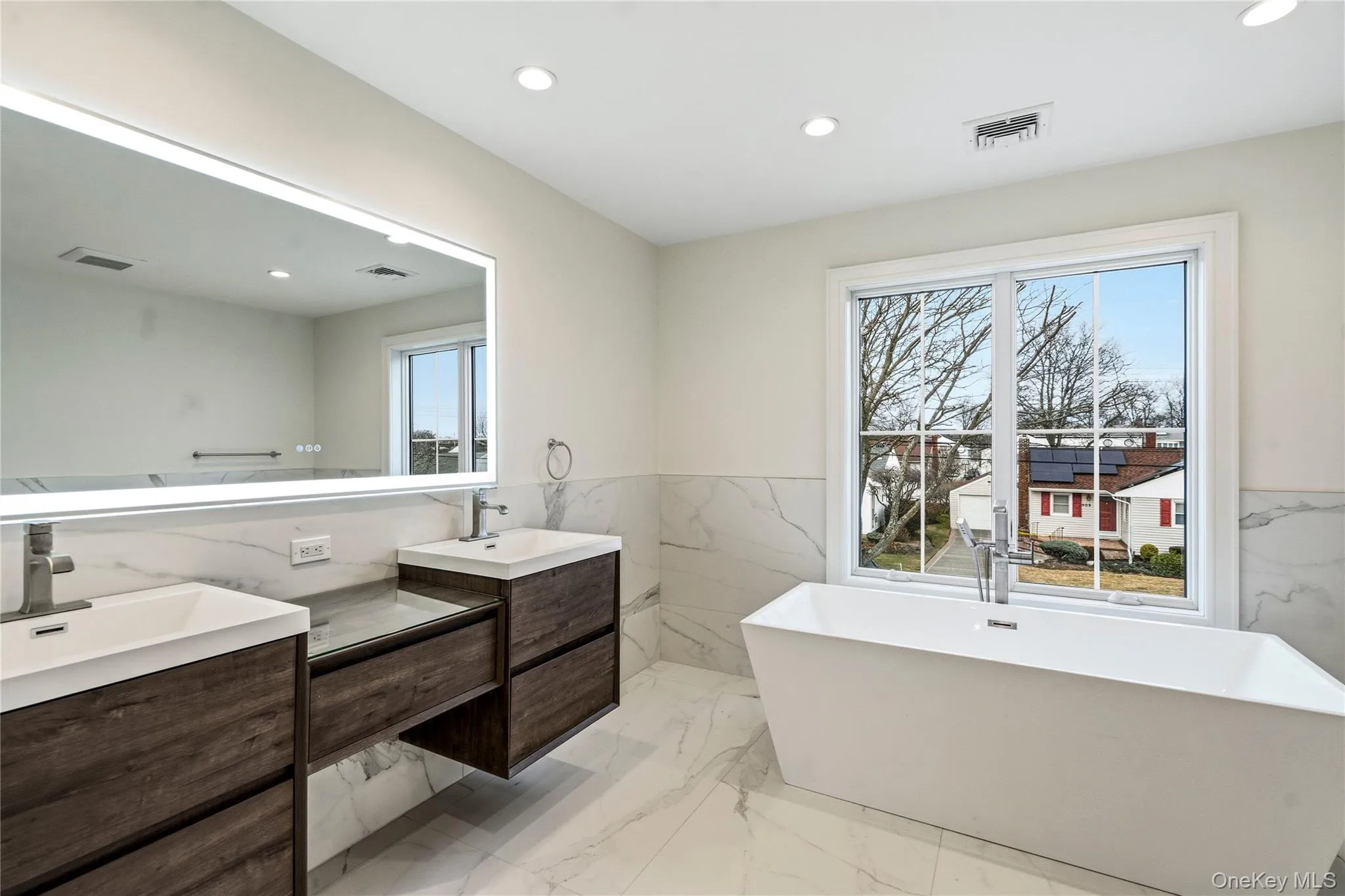 908 Maple Lane, Hempstead, NY, 5 Bedrooms Bedrooms, 13 Rooms Rooms,5 BathroomsBathrooms,Residential,For Rent,Maple,0,1054383 908 Maple Lane, Hempstead, NY, 5 Bedrooms Bedrooms, 13 Rooms Rooms,5 BathroomsBathrooms,Residential,For Rent,Maple,0,1054383