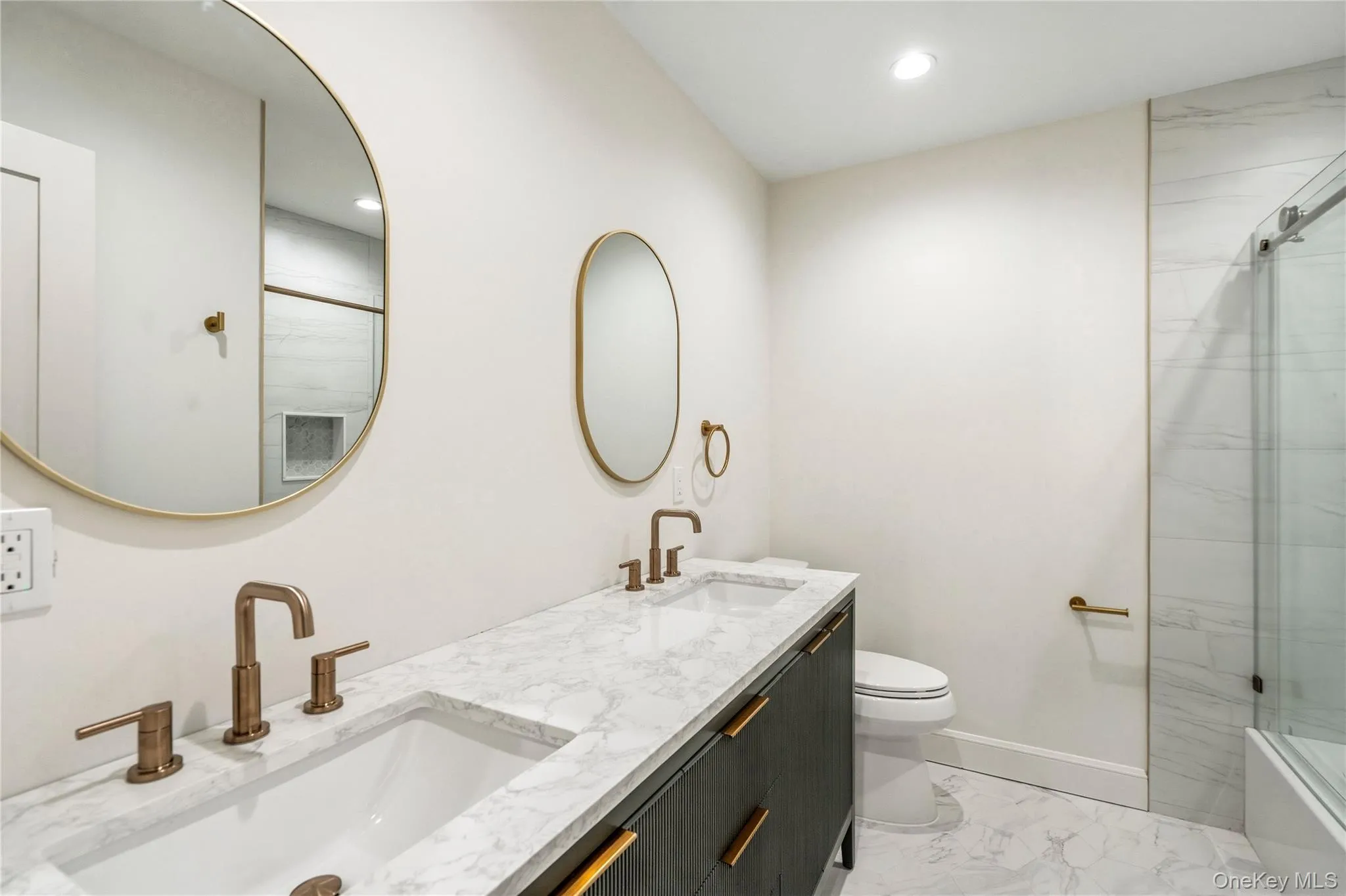 908 Maple Lane, Hempstead, NY, 5 Bedrooms Bedrooms, 13 Rooms Rooms,5 BathroomsBathrooms,Residential,For Rent,Maple,0,1054383 908 Maple Lane, Hempstead, NY, 5 Bedrooms Bedrooms, 13 Rooms Rooms,5 BathroomsBathrooms,Residential,For Rent,Maple,0,1054383