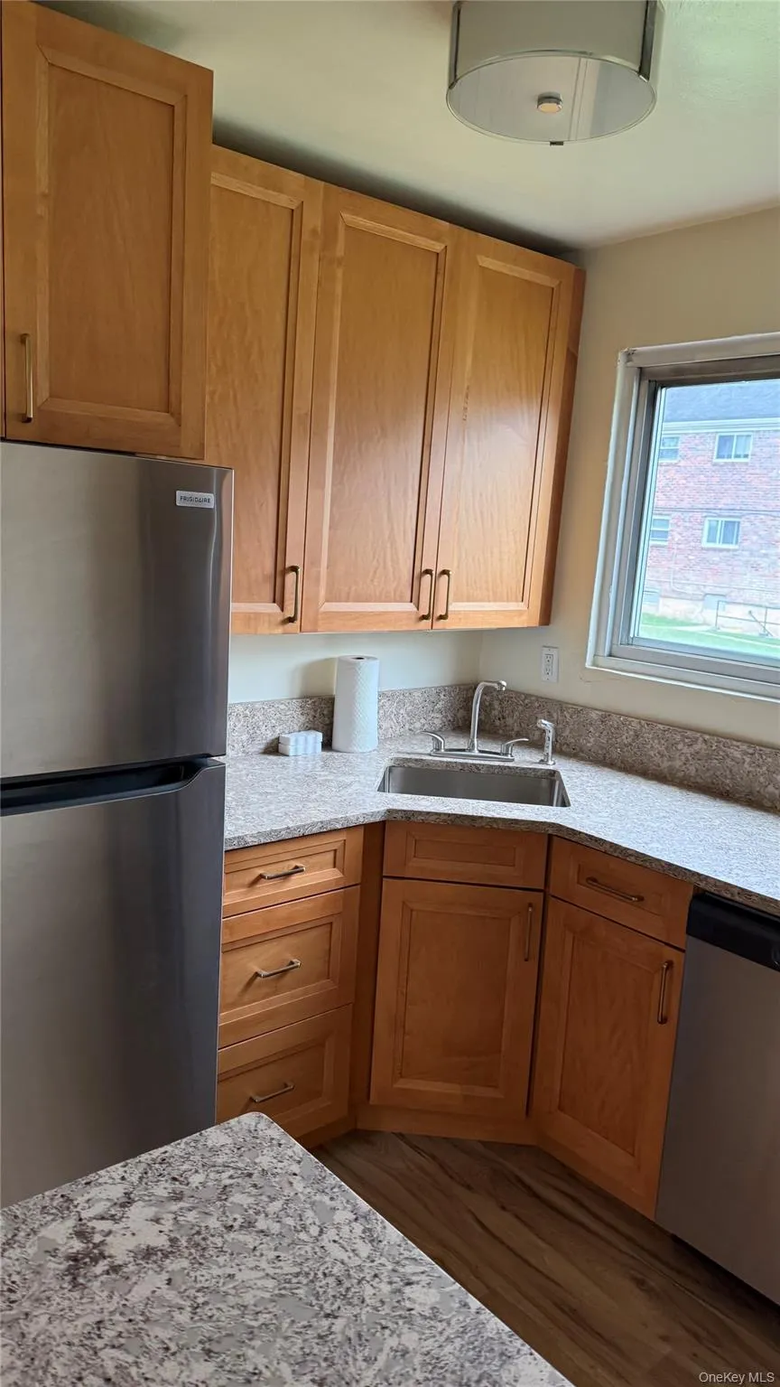 955 Fenwood Drive, Hempstead, NY, 1 Bedroom Bedrooms, 4 Rooms Rooms,1 BathroomBathrooms,Residential Lease,For Rent,Fenwood Drive,0,1054384 955 Fenwood Drive, Hempstead, NY, 1 Bedroom Bedrooms, 4 Rooms Rooms,1 BathroomBathrooms,Residential Lease,For Rent,Fenwood Drive,0,1054384