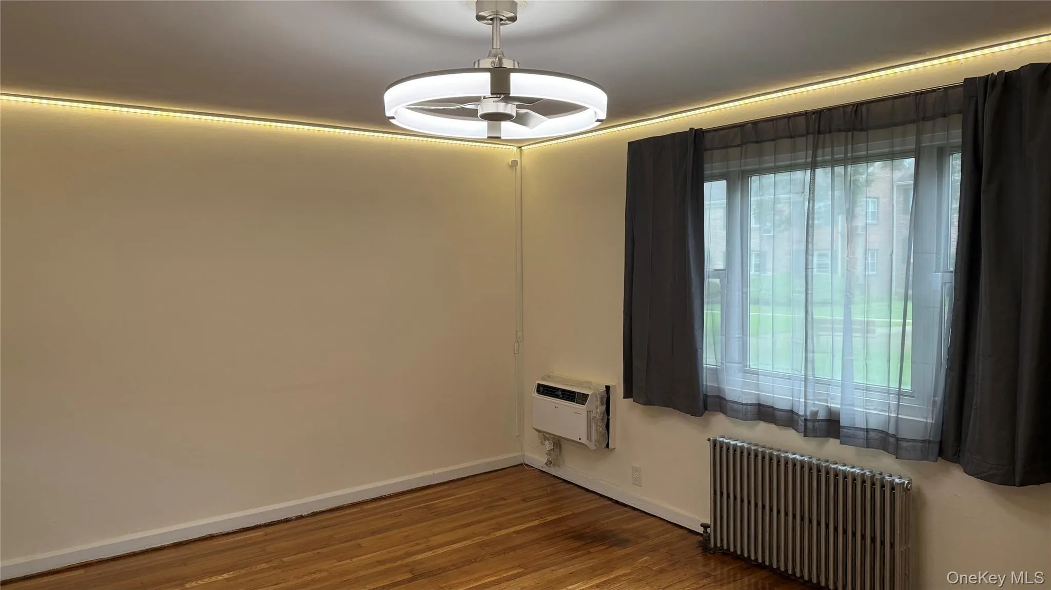 955 Fenwood Drive, Hempstead, NY, 1 Bedroom Bedrooms, 4 Rooms Rooms,1 BathroomBathrooms,Residential Lease,For Rent,Fenwood Drive,0,1054384 955 Fenwood Drive, Hempstead, NY, 1 Bedroom Bedrooms, 4 Rooms Rooms,1 BathroomBathrooms,Residential Lease,For Rent,Fenwood Drive,0,1054384