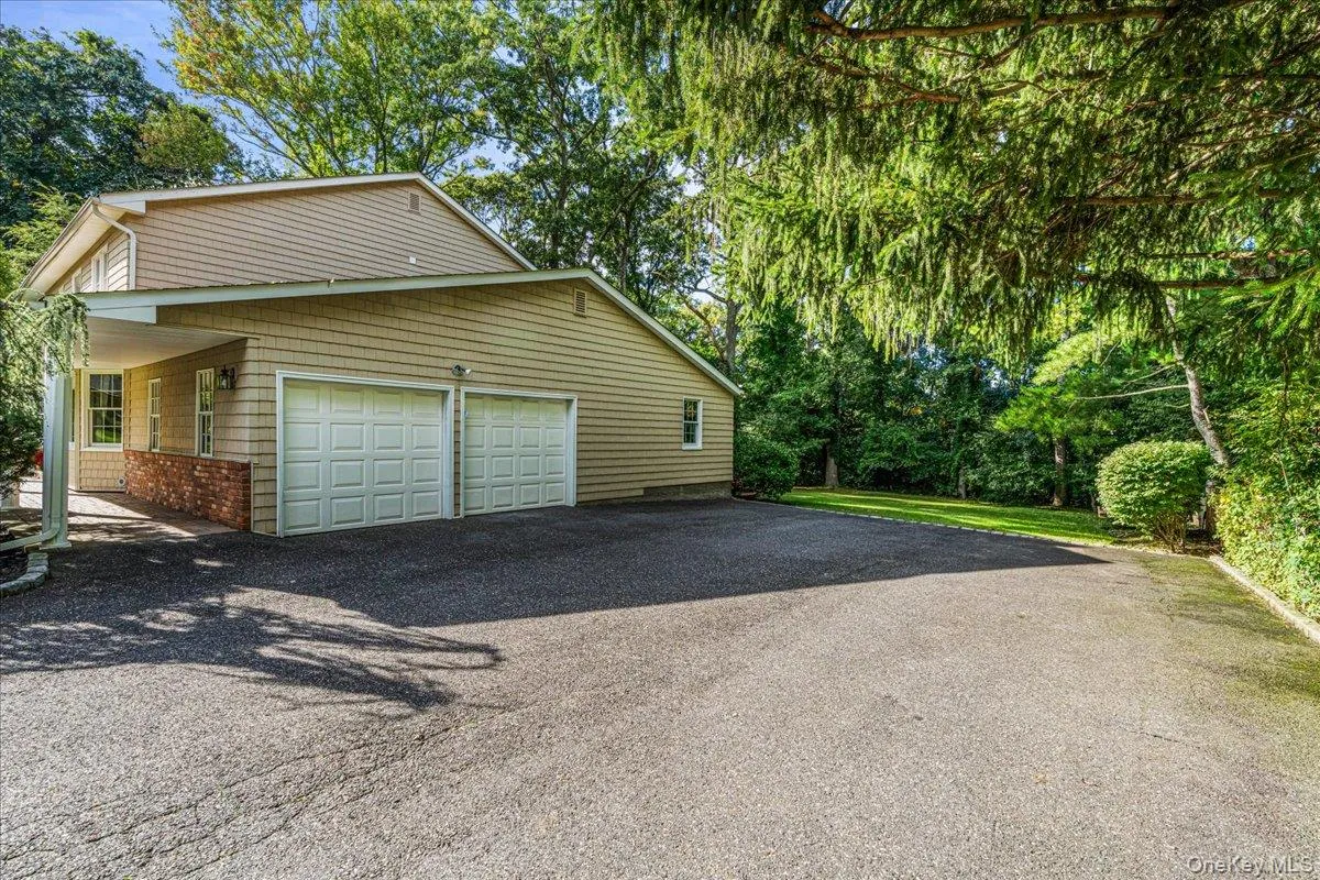 27 Winter Lane, Huntington, NY, 5 Bedrooms Bedrooms, 11 Rooms Rooms,3 BathroomsBathrooms,Residential,For Rent,Winter,0,1054397 27 Winter Lane, Huntington, NY, 5 Bedrooms Bedrooms, 11 Rooms Rooms,3 BathroomsBathrooms,Residential,For Rent,Winter,0,1054397