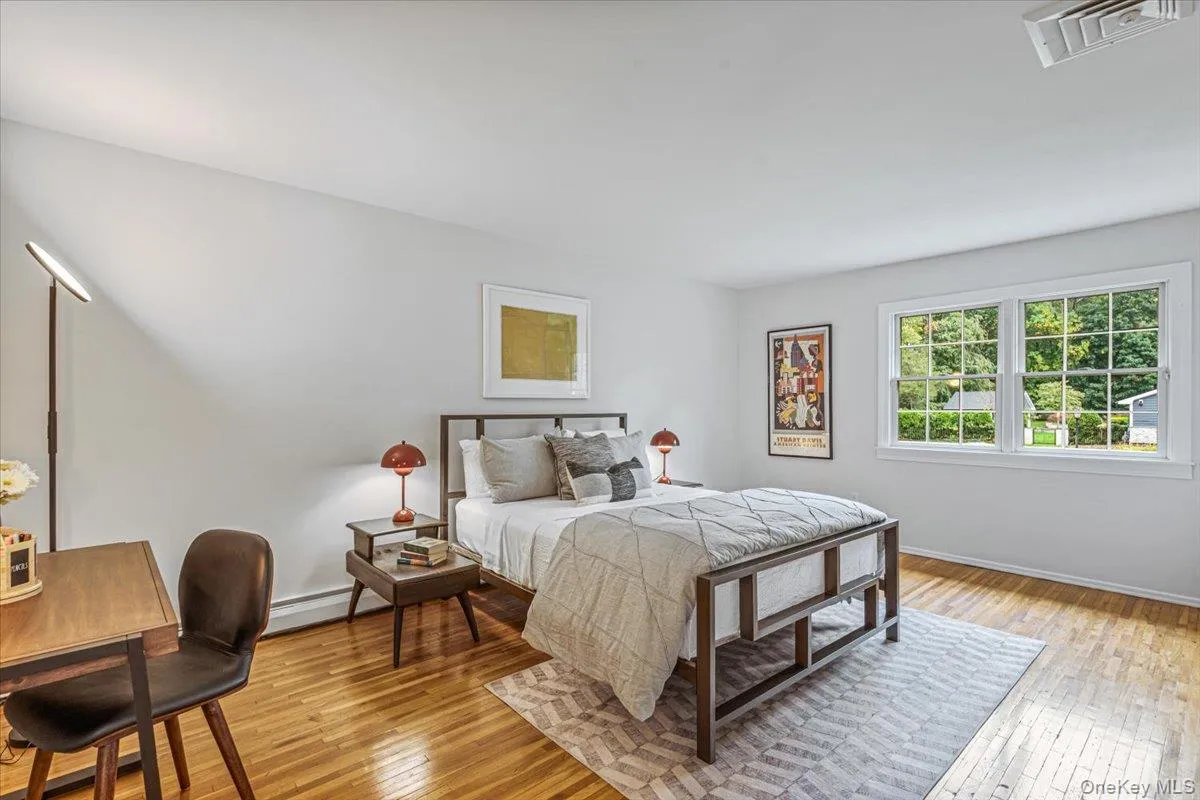 27 Winter Lane, Huntington, NY, 5 Bedrooms Bedrooms, 11 Rooms Rooms,3 BathroomsBathrooms,Residential,For Rent,Winter,0,1054397 27 Winter Lane, Huntington, NY, 5 Bedrooms Bedrooms, 11 Rooms Rooms,3 BathroomsBathrooms,Residential,For Rent,Winter,0,1054397