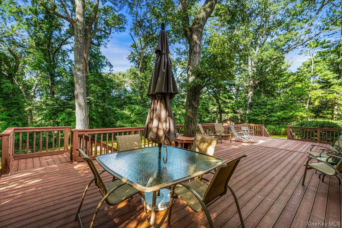 27 Winter Lane, Huntington, NY, 5 Bedrooms Bedrooms, 11 Rooms Rooms,3 BathroomsBathrooms,Residential,For Rent,Winter,0,1054397 27 Winter Lane, Huntington, NY, 5 Bedrooms Bedrooms, 11 Rooms Rooms,3 BathroomsBathrooms,Residential,For Rent,Winter,0,1054397