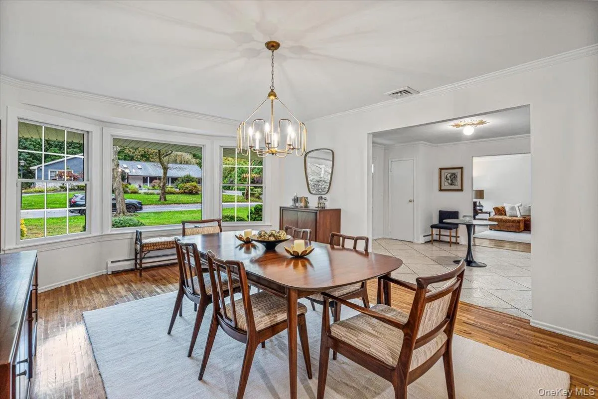 27 Winter Lane, Huntington, NY, 5 Bedrooms Bedrooms, 11 Rooms Rooms,3 BathroomsBathrooms,Residential,For Rent,Winter,0,1054397 27 Winter Lane, Huntington, NY, 5 Bedrooms Bedrooms, 11 Rooms Rooms,3 BathroomsBathrooms,Residential,For Rent,Winter,0,1054397
