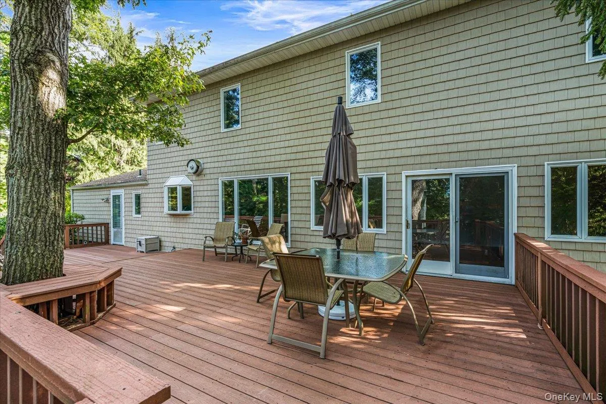 27 Winter Lane, Huntington, NY, 5 Bedrooms Bedrooms, 11 Rooms Rooms,3 BathroomsBathrooms,Residential,For Rent,Winter,0,1054397 27 Winter Lane, Huntington, NY, 5 Bedrooms Bedrooms, 11 Rooms Rooms,3 BathroomsBathrooms,Residential,For Rent,Winter,0,1054397