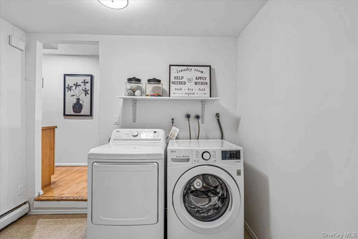 27 Winter Lane, Huntington, NY, 5 Bedrooms Bedrooms, 11 Rooms Rooms,3 BathroomsBathrooms,Residential,For Rent,Winter,0,1054397 27 Winter Lane, Huntington, NY, 5 Bedrooms Bedrooms, 11 Rooms Rooms,3 BathroomsBathrooms,Residential,For Rent,Winter,0,1054397