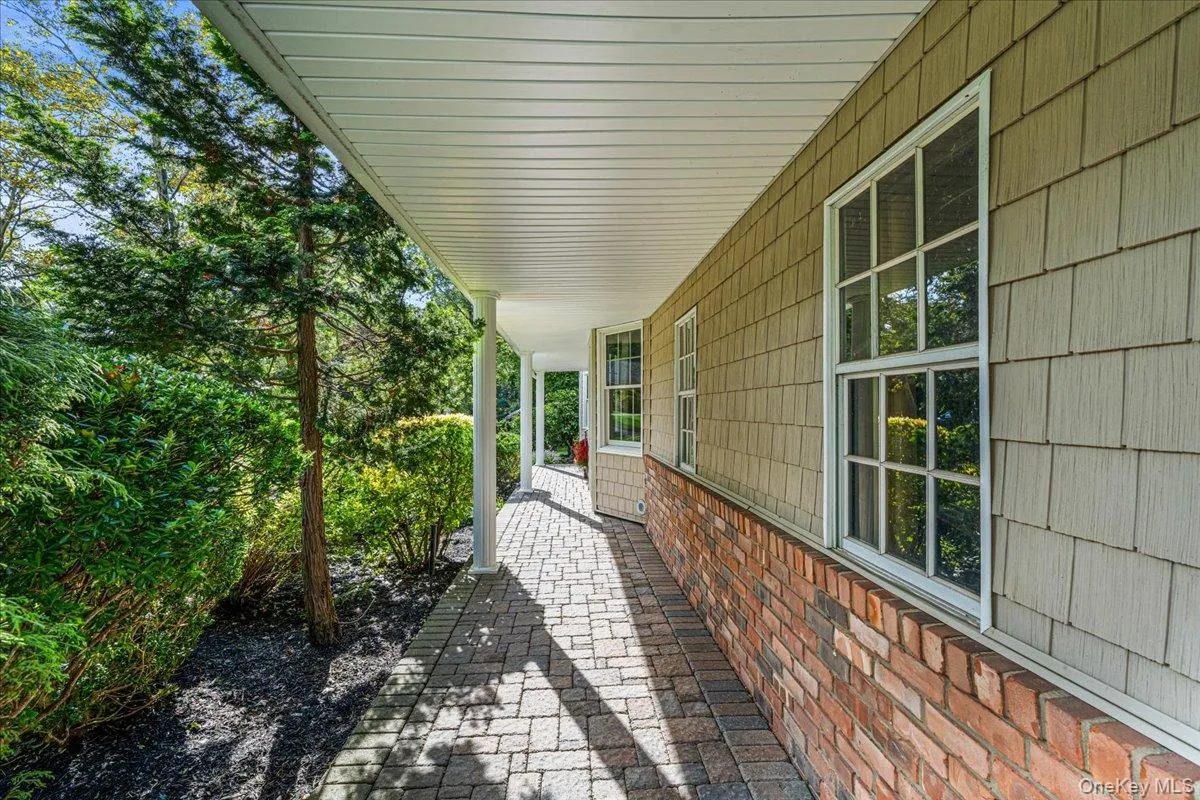 27 Winter Lane, Huntington, NY, 5 Bedrooms Bedrooms, 11 Rooms Rooms,3 BathroomsBathrooms,Residential,For Rent,Winter,0,1054397 27 Winter Lane, Huntington, NY, 5 Bedrooms Bedrooms, 11 Rooms Rooms,3 BathroomsBathrooms,Residential,For Rent,Winter,0,1054397
