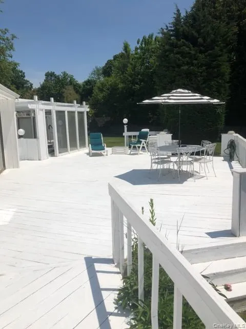 Deck Deck