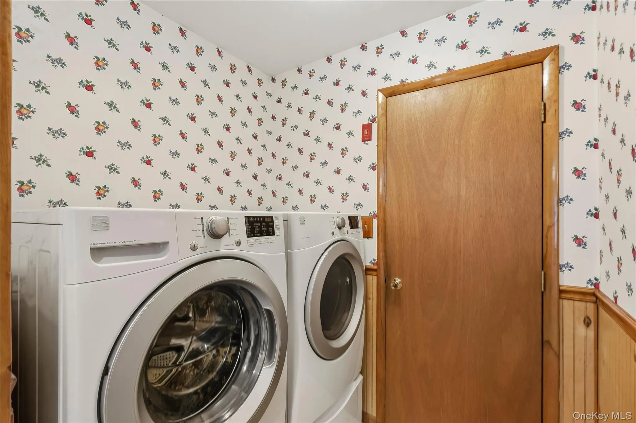 173 Hasbrouck Road, Goshen, NY, 4 Bedrooms Bedrooms, 7 Rooms Rooms,2 BathroomsBathrooms,Residential,For Rent,Hasbrouck,0,1054403 173 Hasbrouck Road, Goshen, NY, 4 Bedrooms Bedrooms, 7 Rooms Rooms,2 BathroomsBathrooms,Residential,For Rent,Hasbrouck,0,1054403