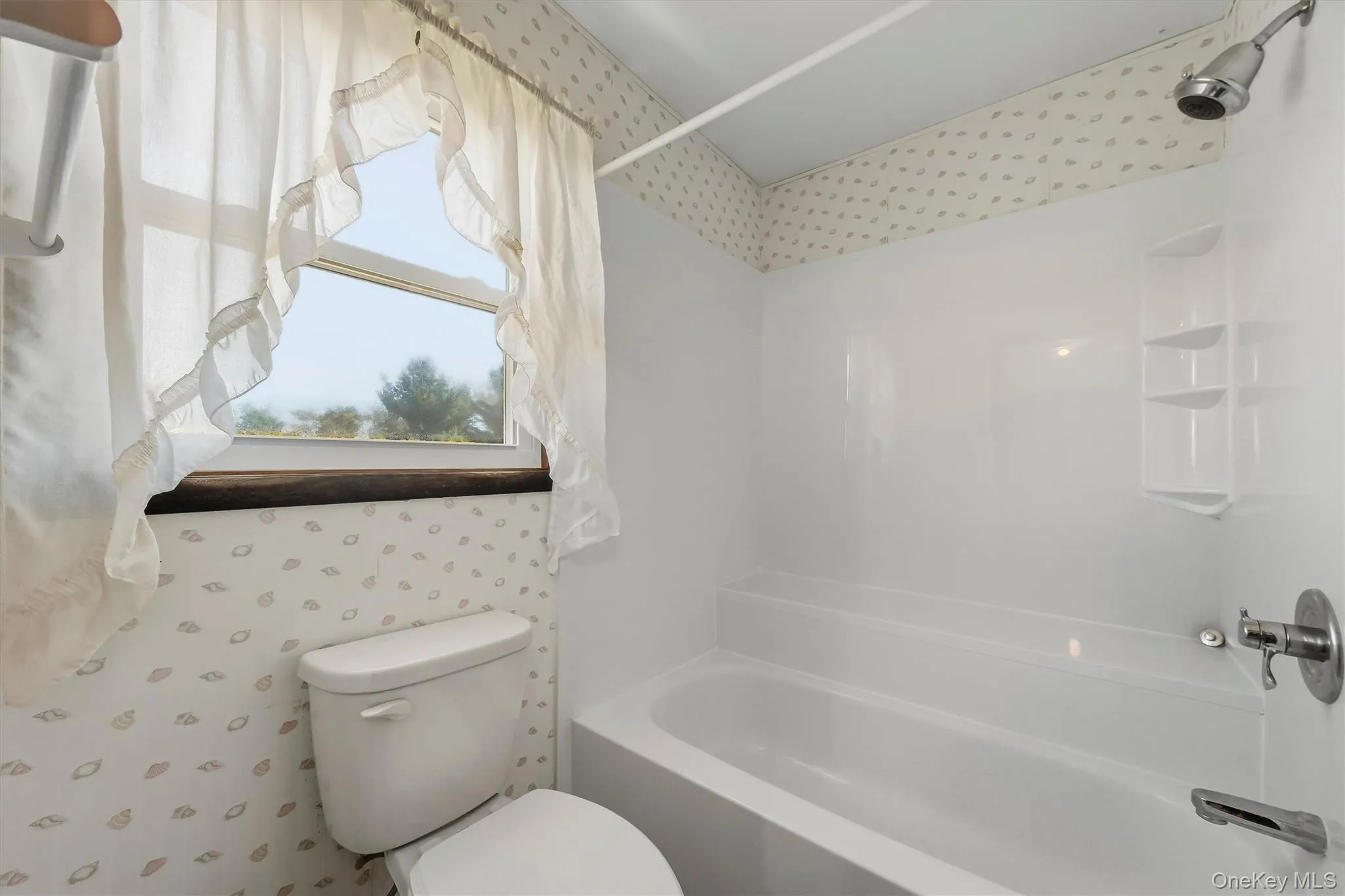 173 Hasbrouck Road, Goshen, NY, 4 Bedrooms Bedrooms, 7 Rooms Rooms,2 BathroomsBathrooms,Residential,For Rent,Hasbrouck,0,1054403 173 Hasbrouck Road, Goshen, NY, 4 Bedrooms Bedrooms, 7 Rooms Rooms,2 BathroomsBathrooms,Residential,For Rent,Hasbrouck,0,1054403