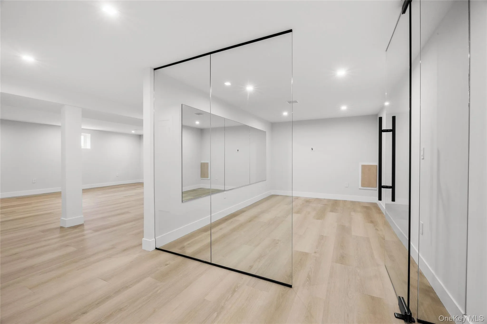 746 Blackstone Avenue, Hempstead, NY, 5 Bedrooms Bedrooms, 16 Rooms Rooms,4 BathroomsBathrooms,Residential,For Rent,Blackstone,0,1054405 746 Blackstone Avenue, Hempstead, NY, 5 Bedrooms Bedrooms, 16 Rooms Rooms,4 BathroomsBathrooms,Residential,For Rent,Blackstone,0,1054405